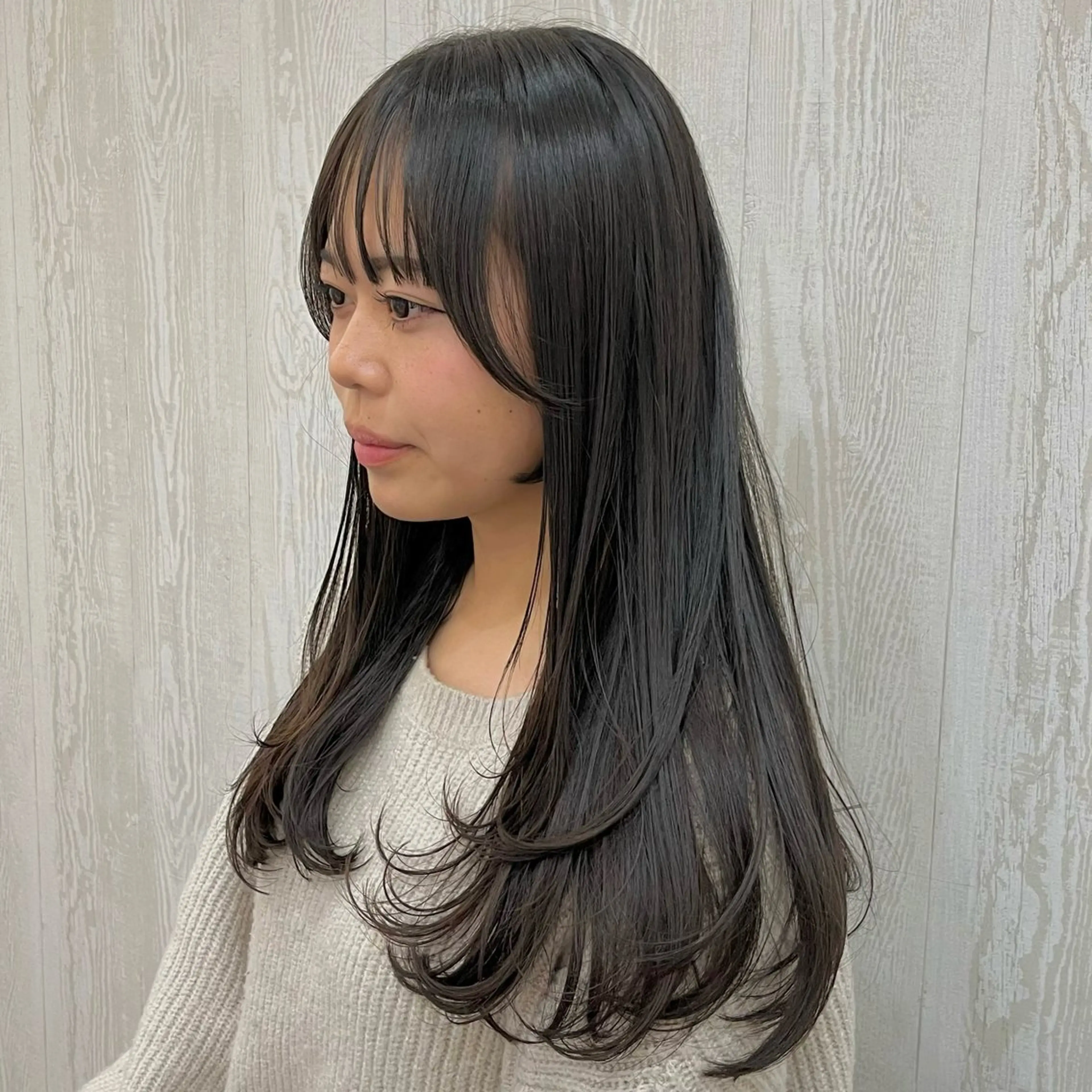 ロング SUZUKI ITSUKIのヘアスタイル