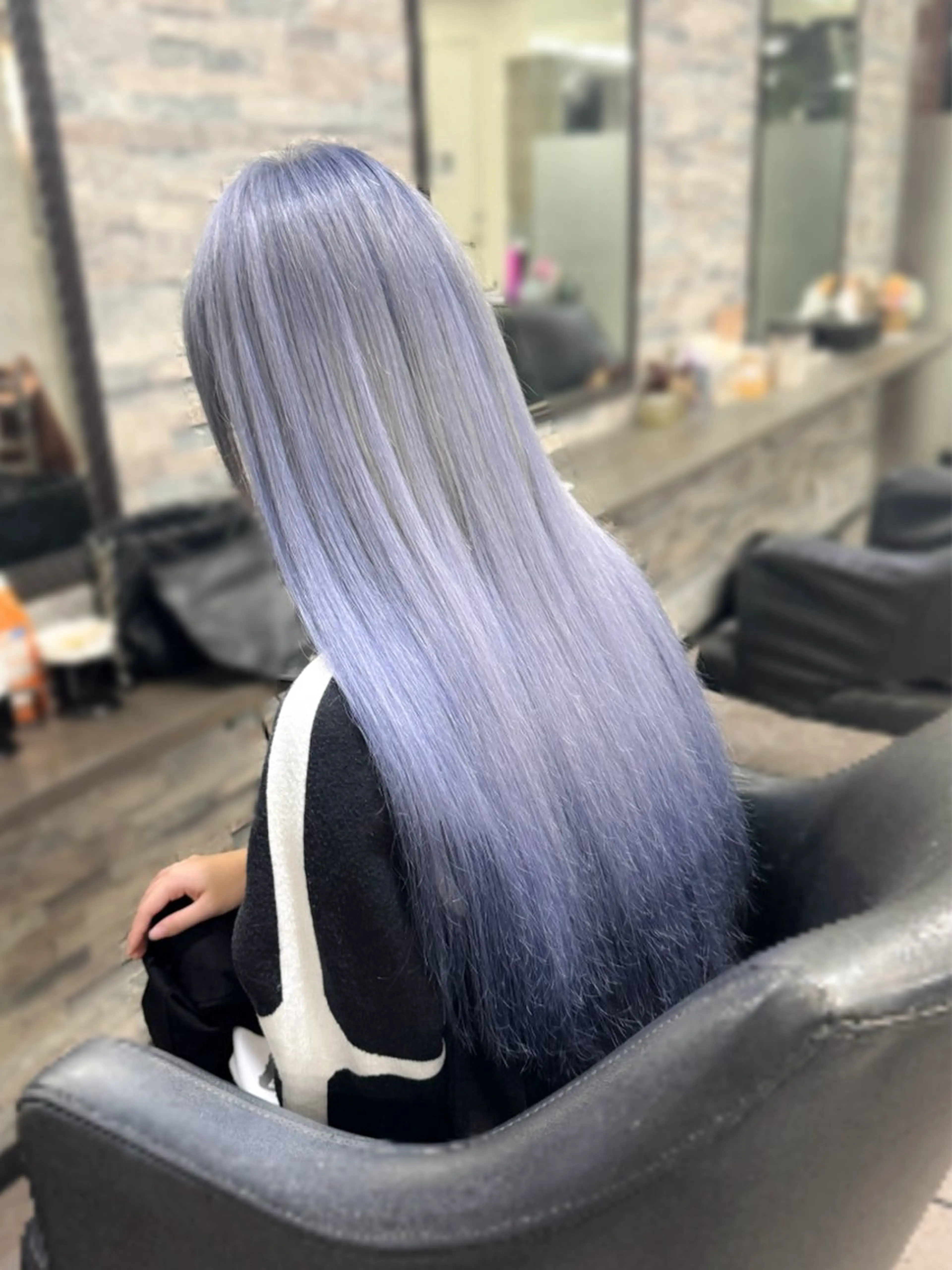 ロング カラー カット ヘアカラー トリートメント エクステ ハイトーンエクステ 🎩カズキ🎩のヘアスタイル