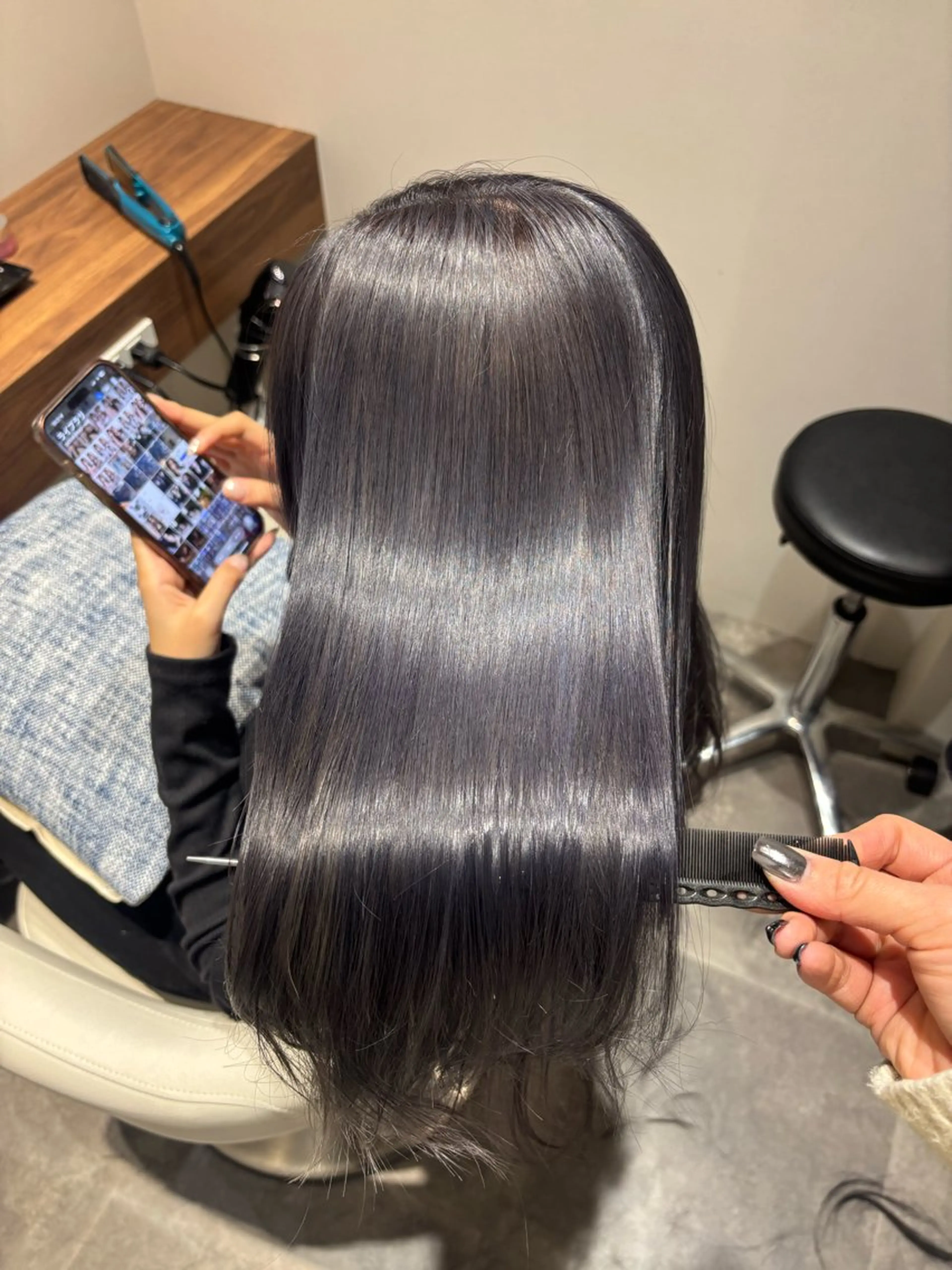 ロング カット ヘアカラー トリートメント 美髪ヘア 🤍erikaのヘアスタイル