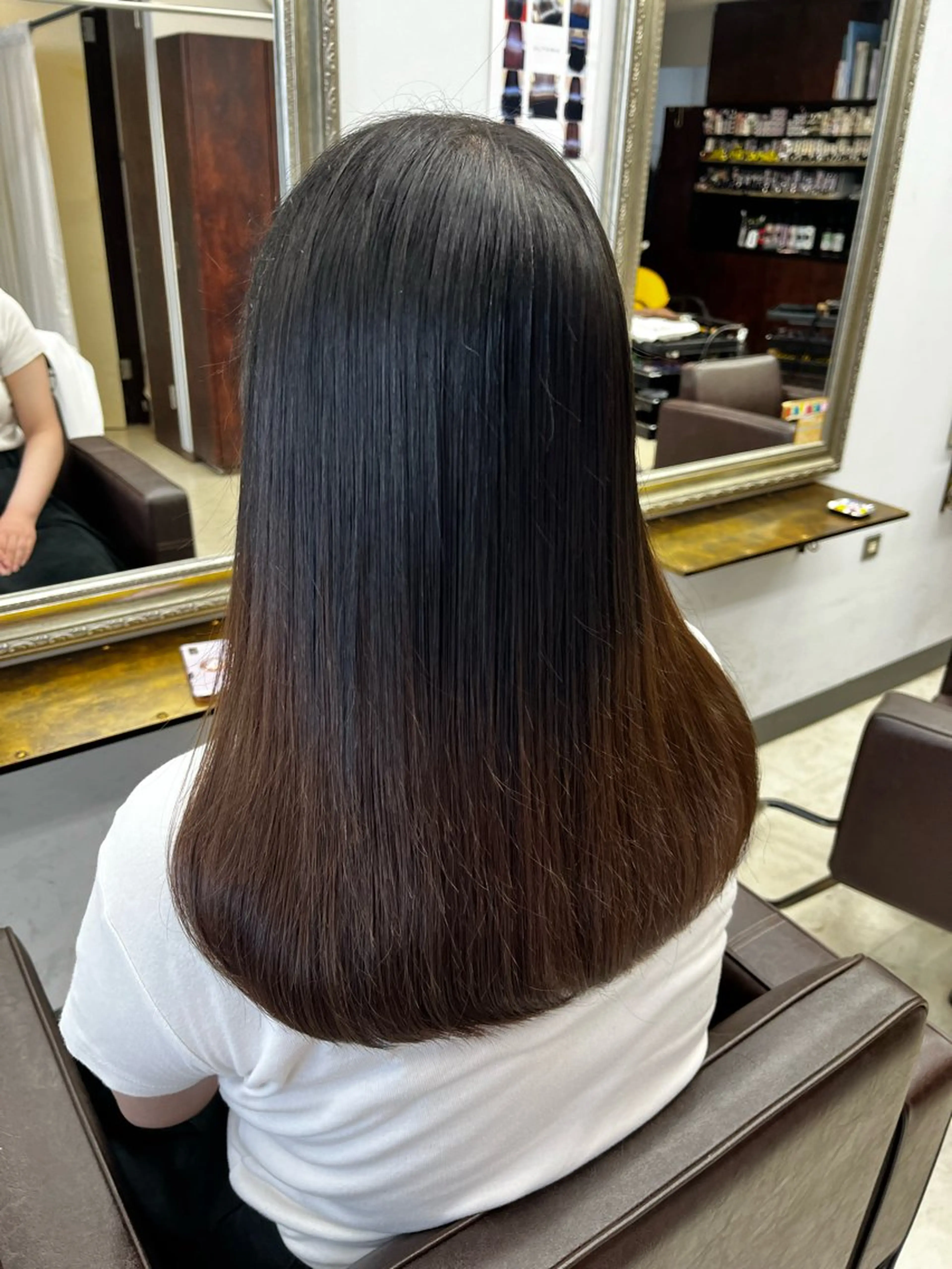 ロング 産休の為お休みです! 小島凜のヘアスタイル