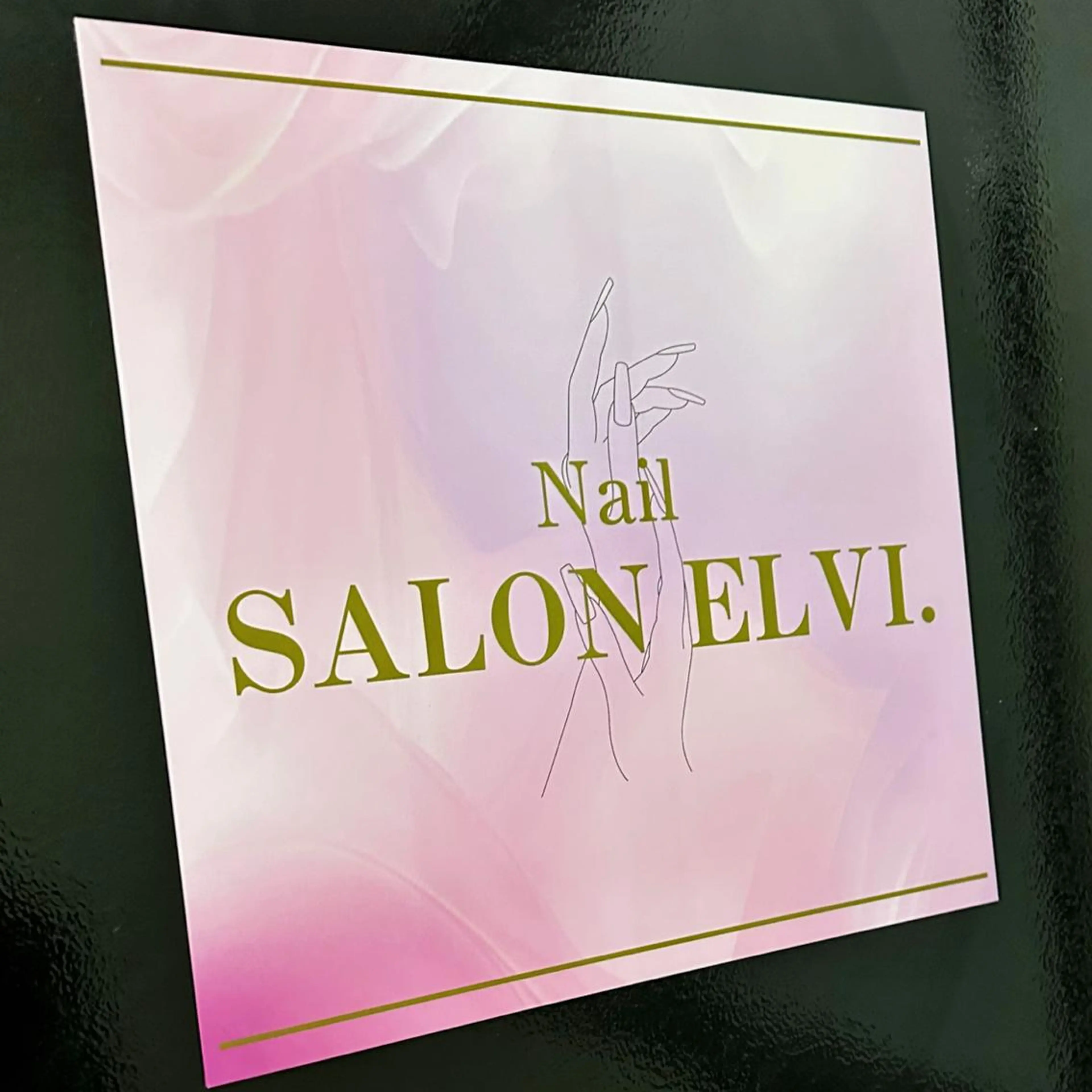 ネイル SALON ELVI.所属・SALON ELVI.のネイルデザイン