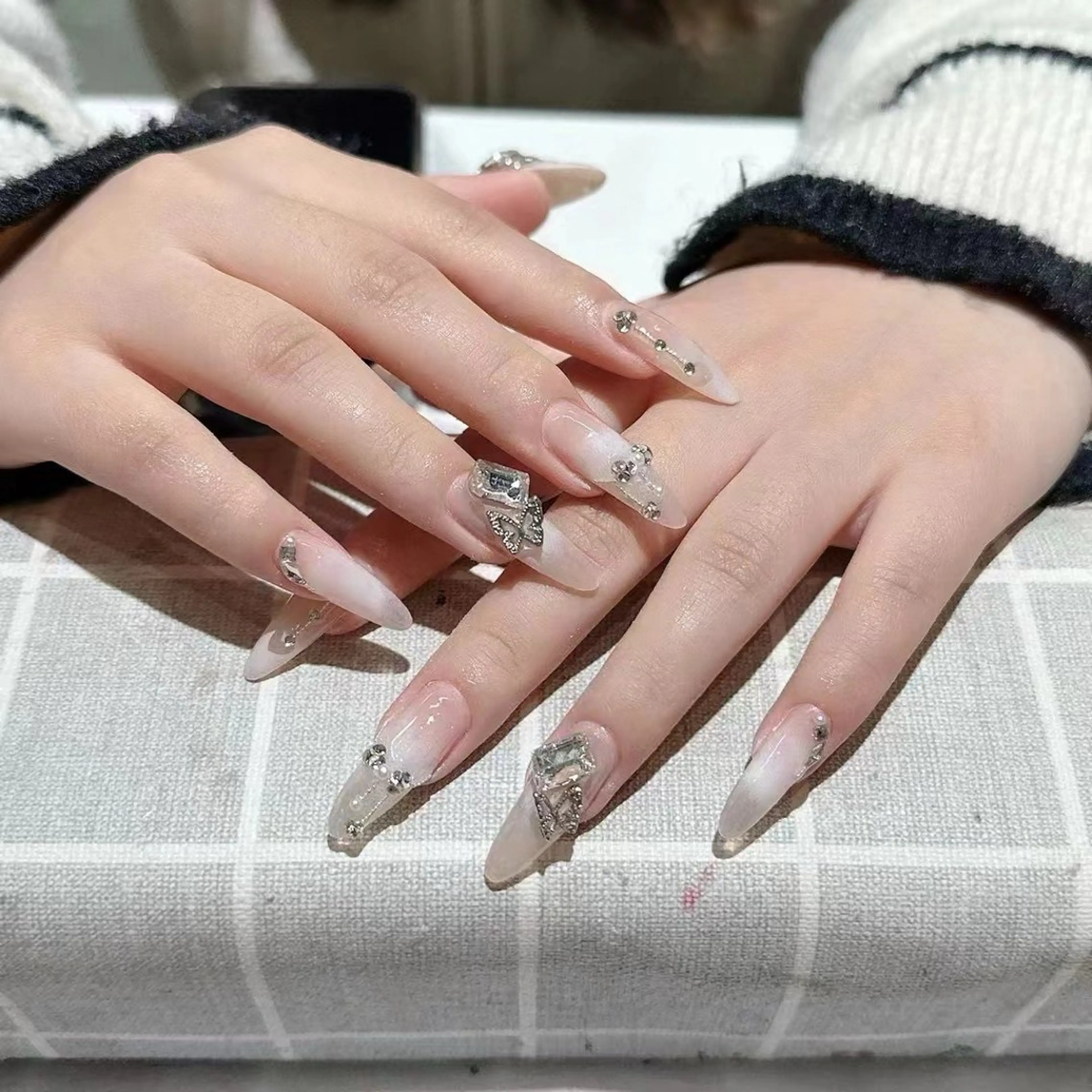 ネイル 里奈 Nailのネイルデザイン