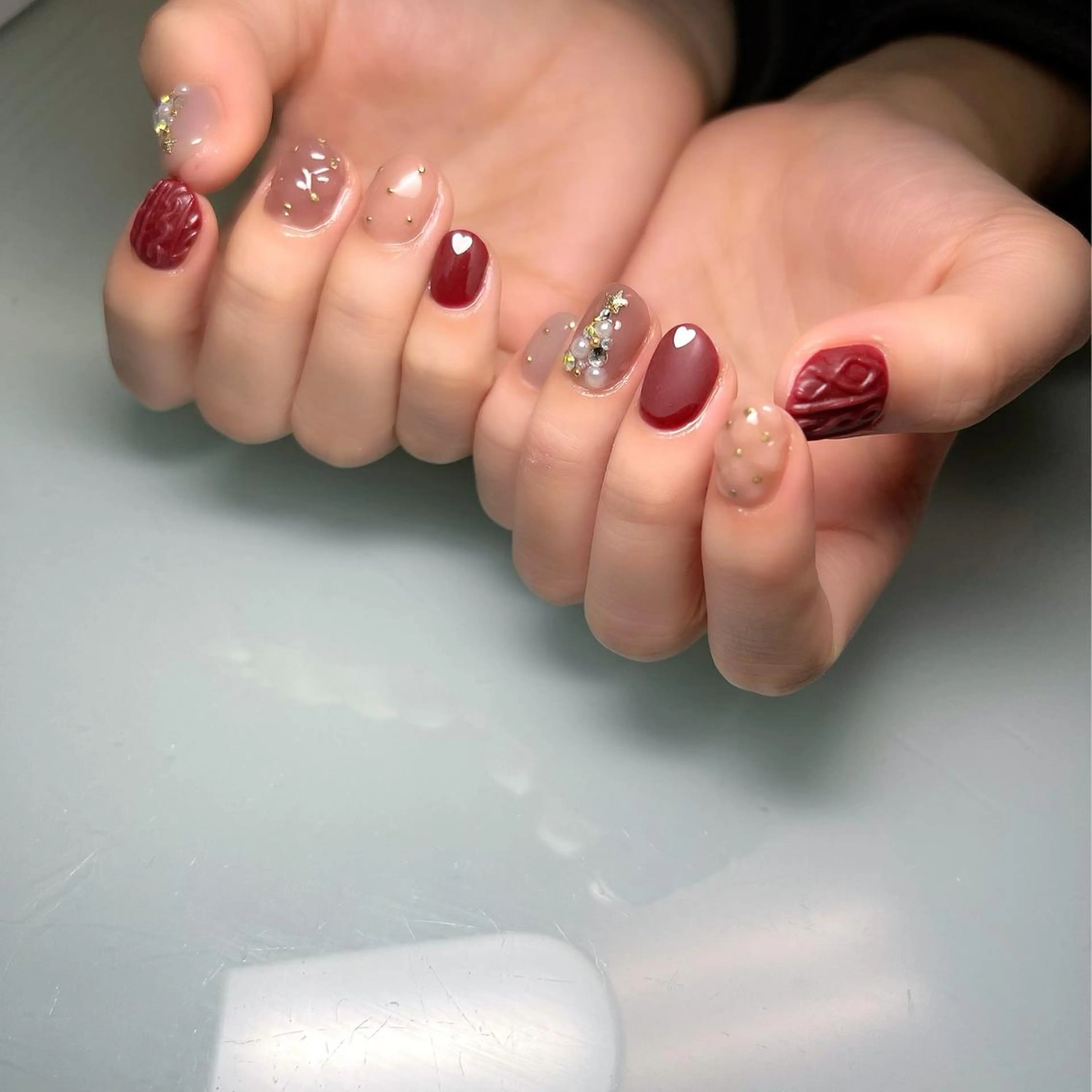 ネイル maison dari (ﾒｿﾞﾝ   ﾀﾞﾘ )所属・高橋 ユカのネイルデザイン