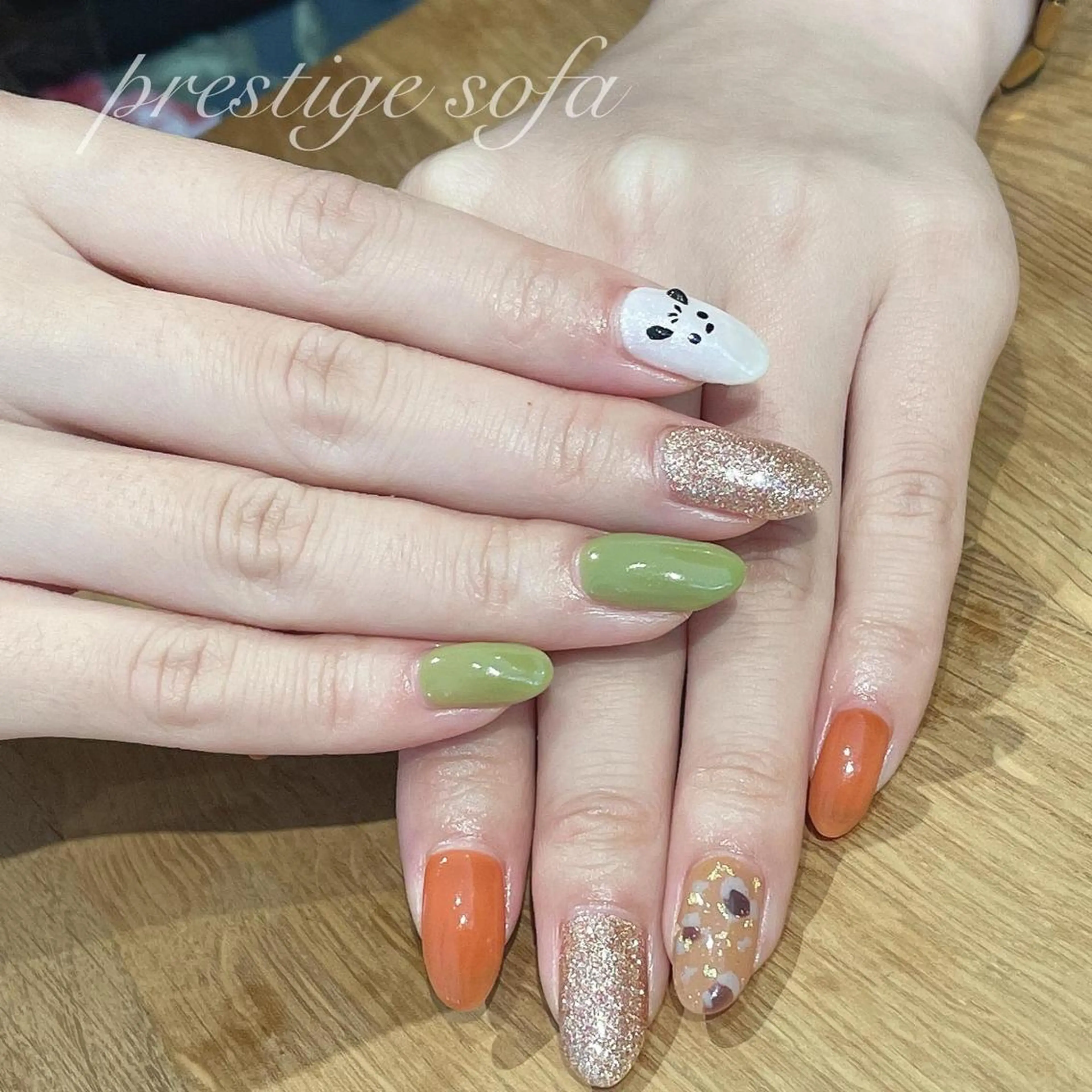 ネイル マツエク・マツパ まつげパーマ ボリュームラッシュ ジェルネイル ニュアンスネイル パラジェル 髙橋 敦子のネイルデザイン