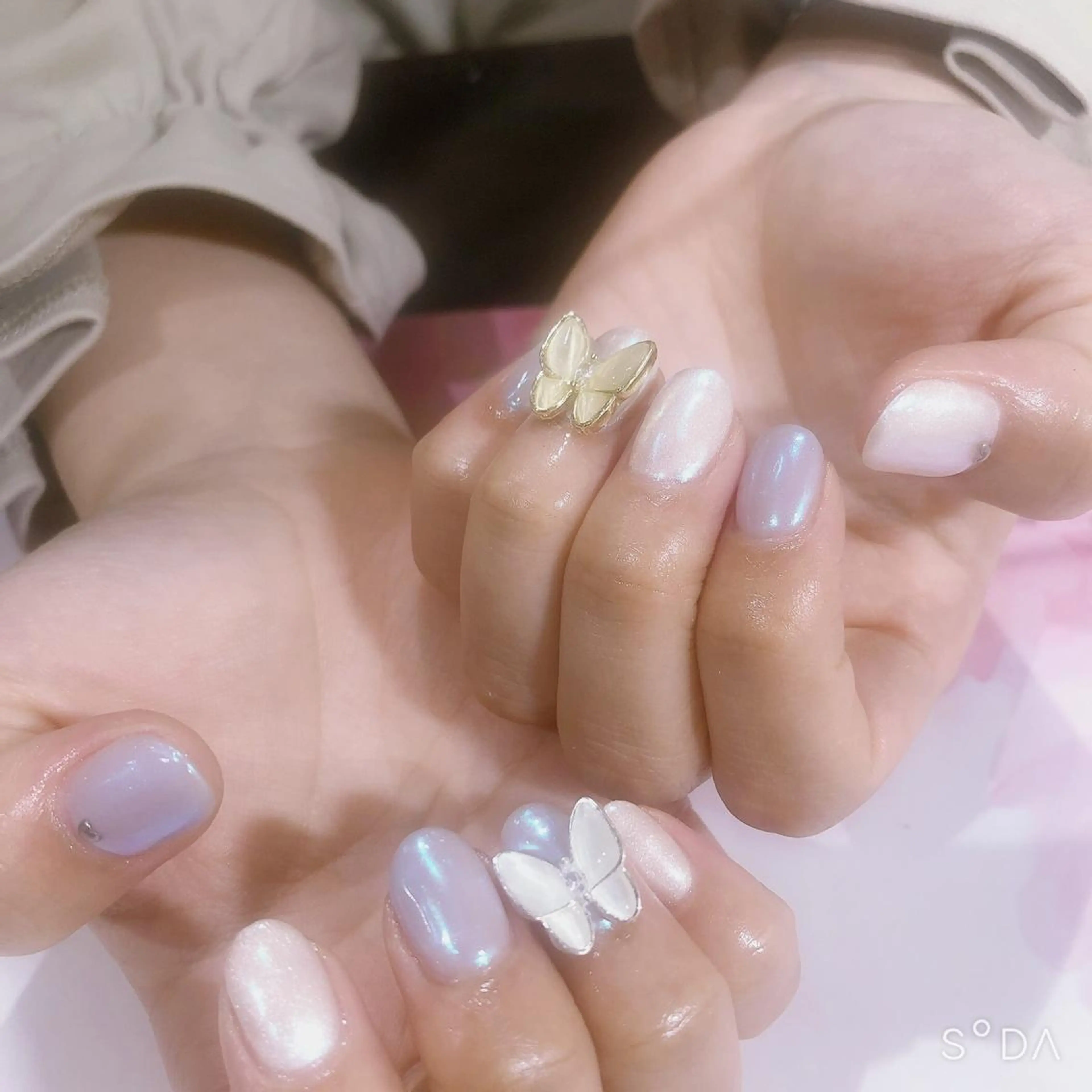 ネイル ハンドネイル 吉野✨ ネイルデザイナー✨のネイルデザイン