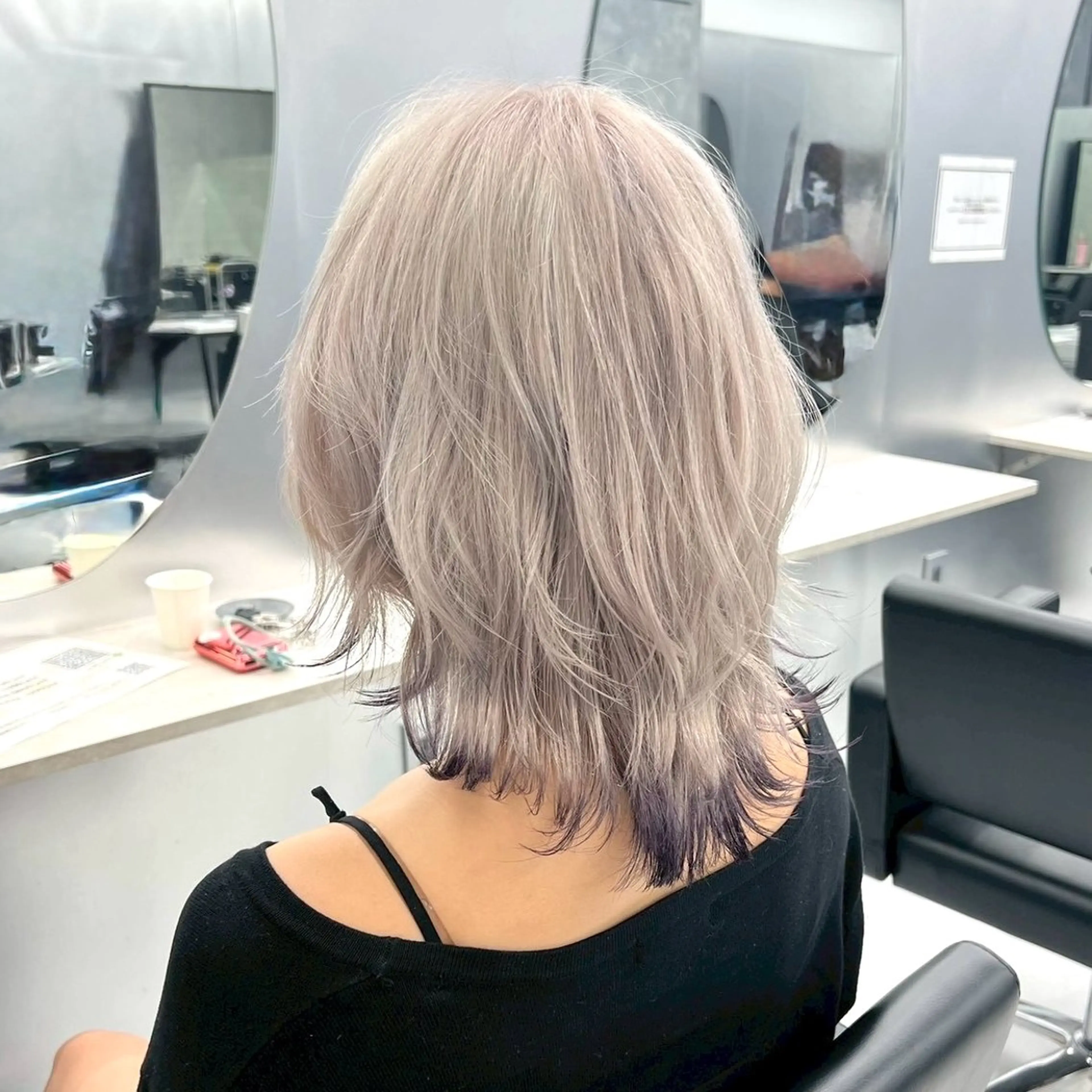 ミディアム カラー 🦋ハイトーン×ア レンジ💫Leenaのヘアスタイル