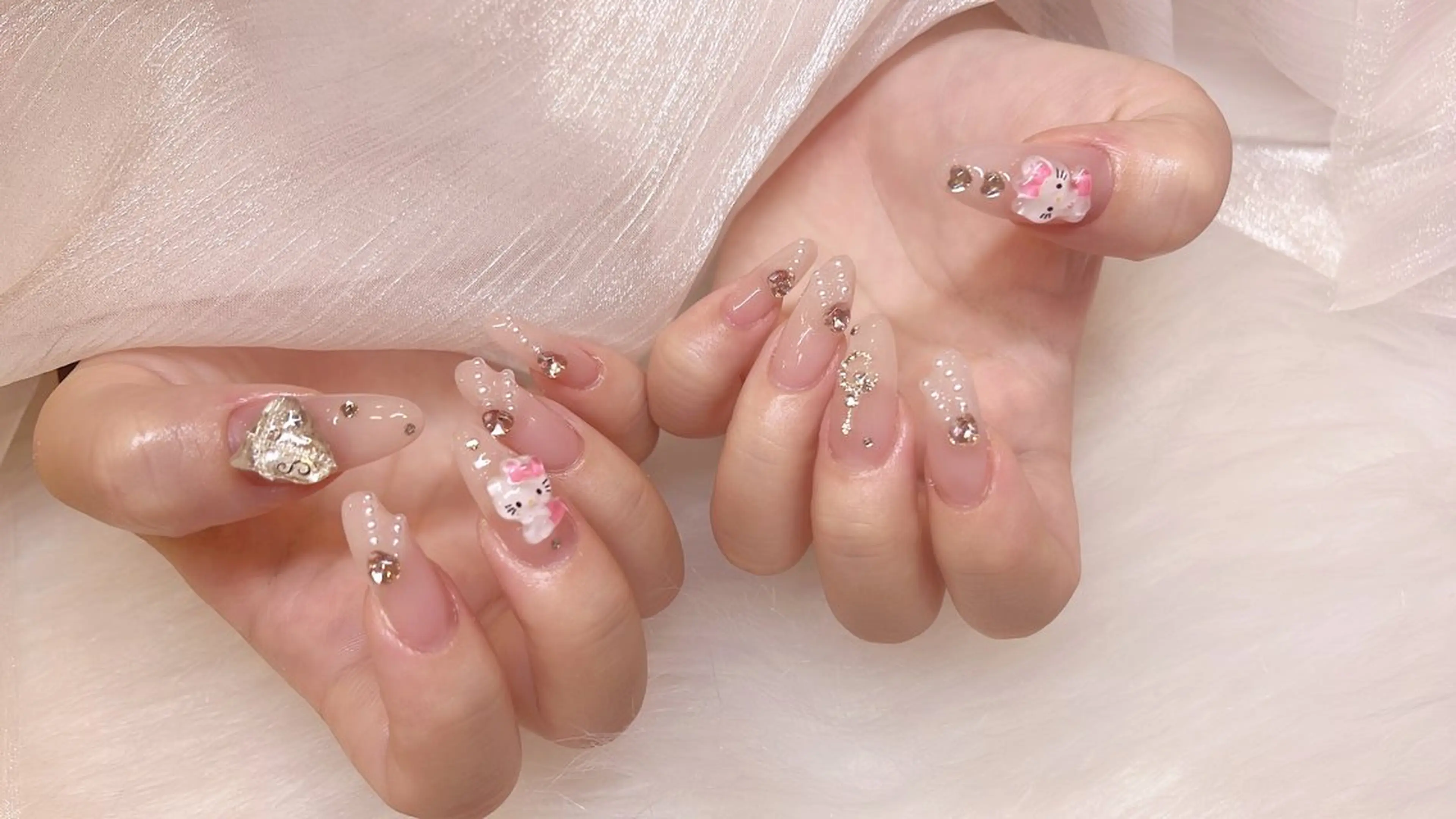 ネイル ハンドネイル ハンドケア COCO ネイルのネイルデザイン