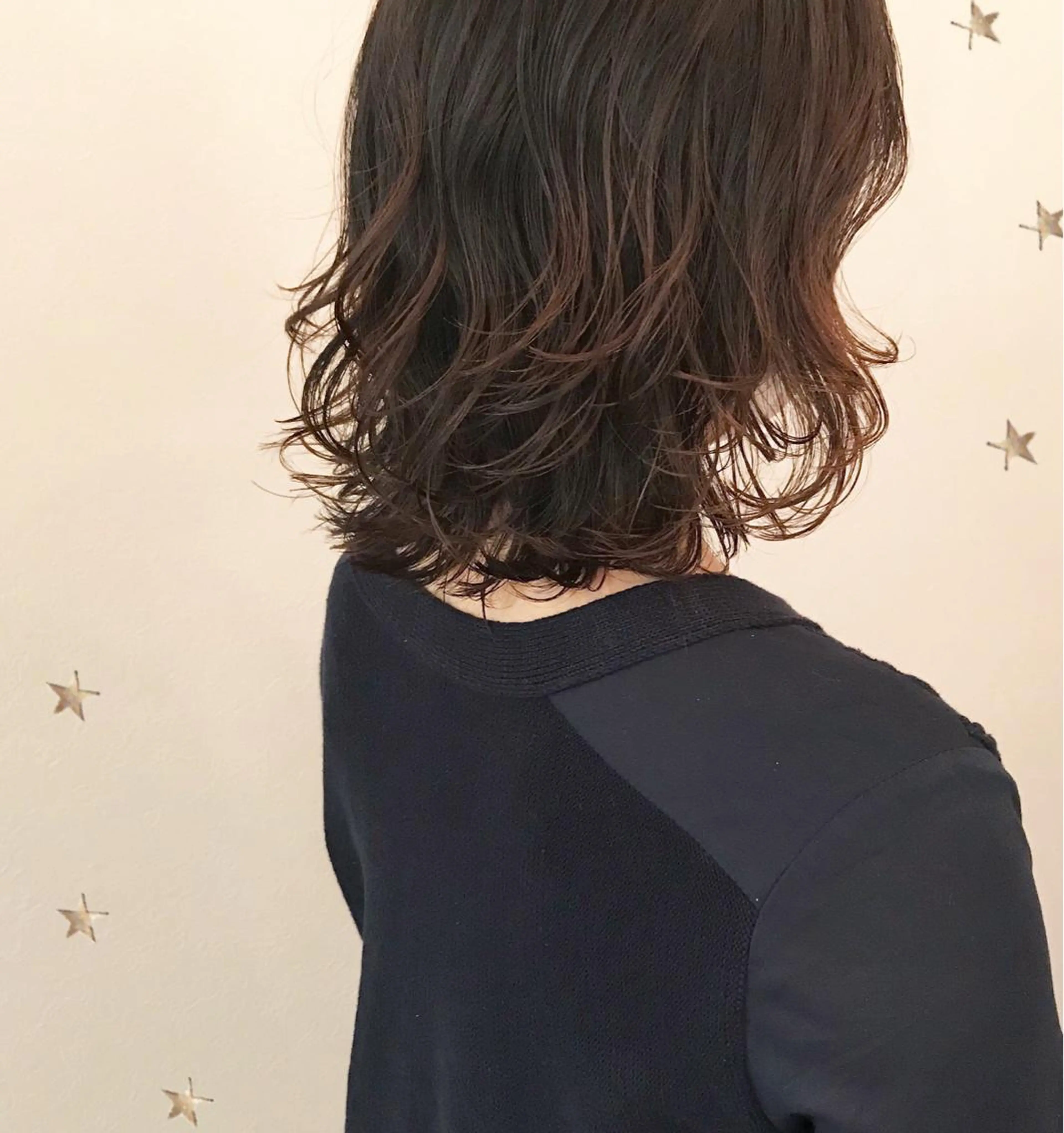 ミディアム 市川 千夏のヘアスタイル