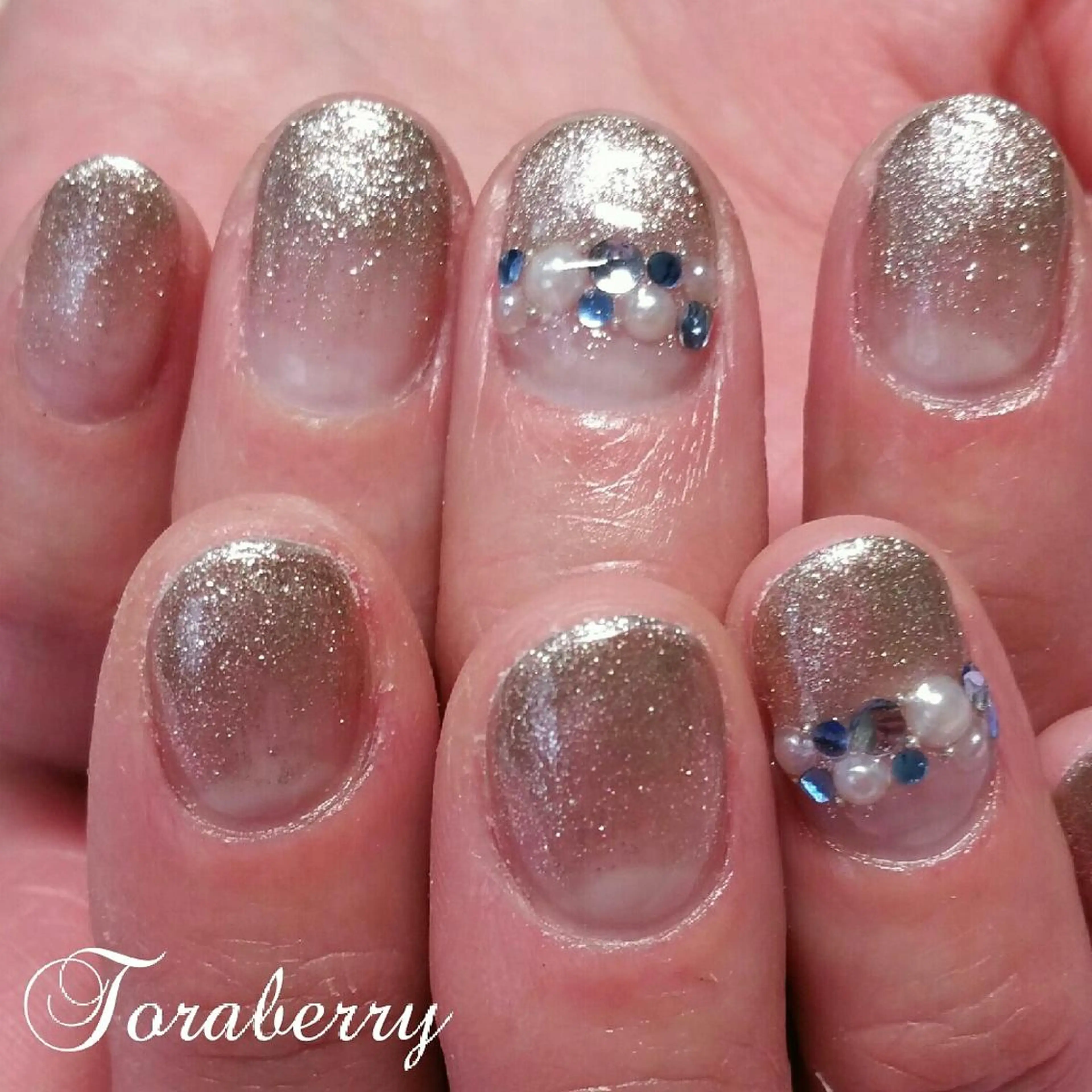 ネイル グラデーション ラメ(グリッター) ラメグラデーション ネイリスト なつみのネイルデザイン