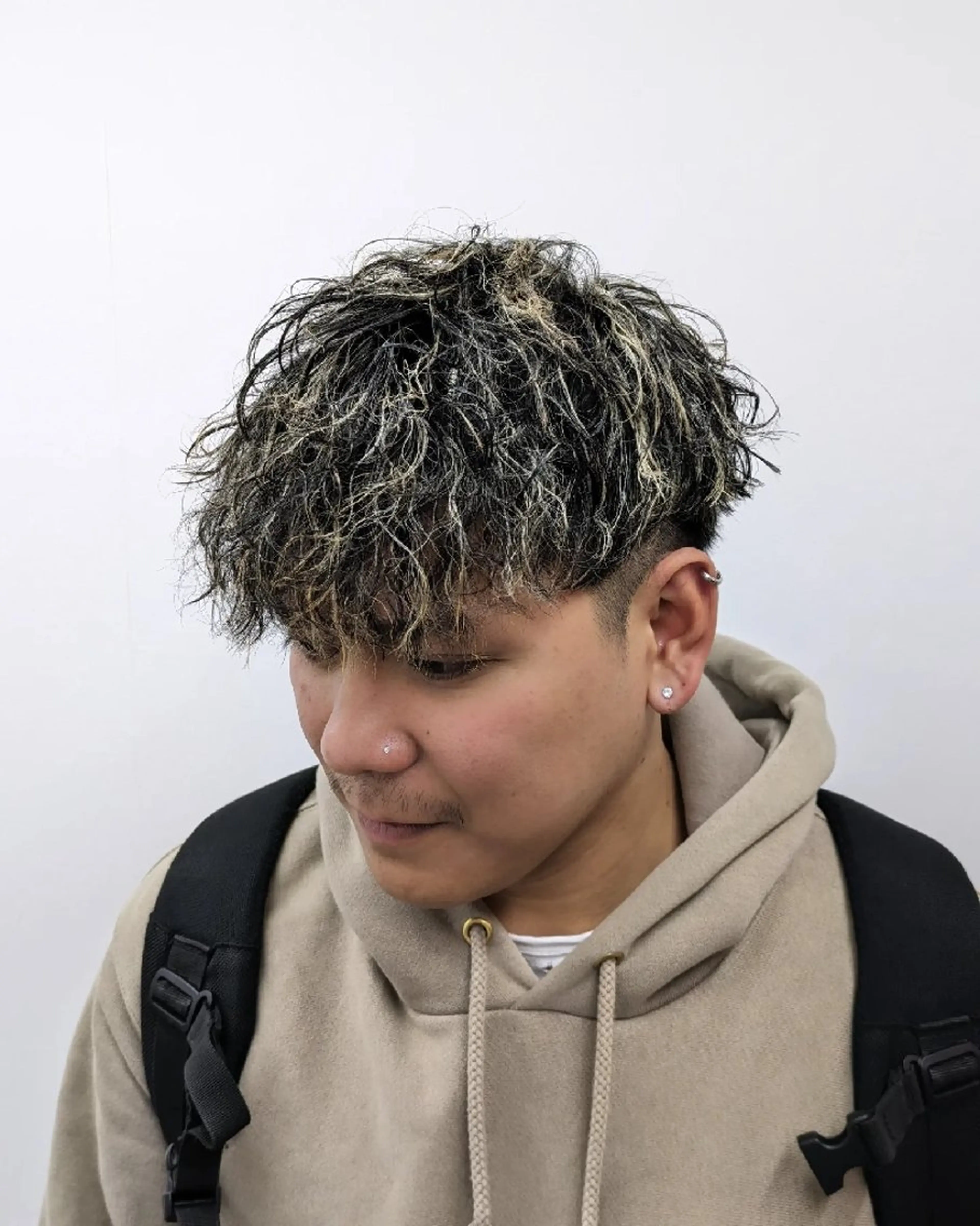 ショート パーマ ツイストパーマ 浅沼 響のヘアスタイル