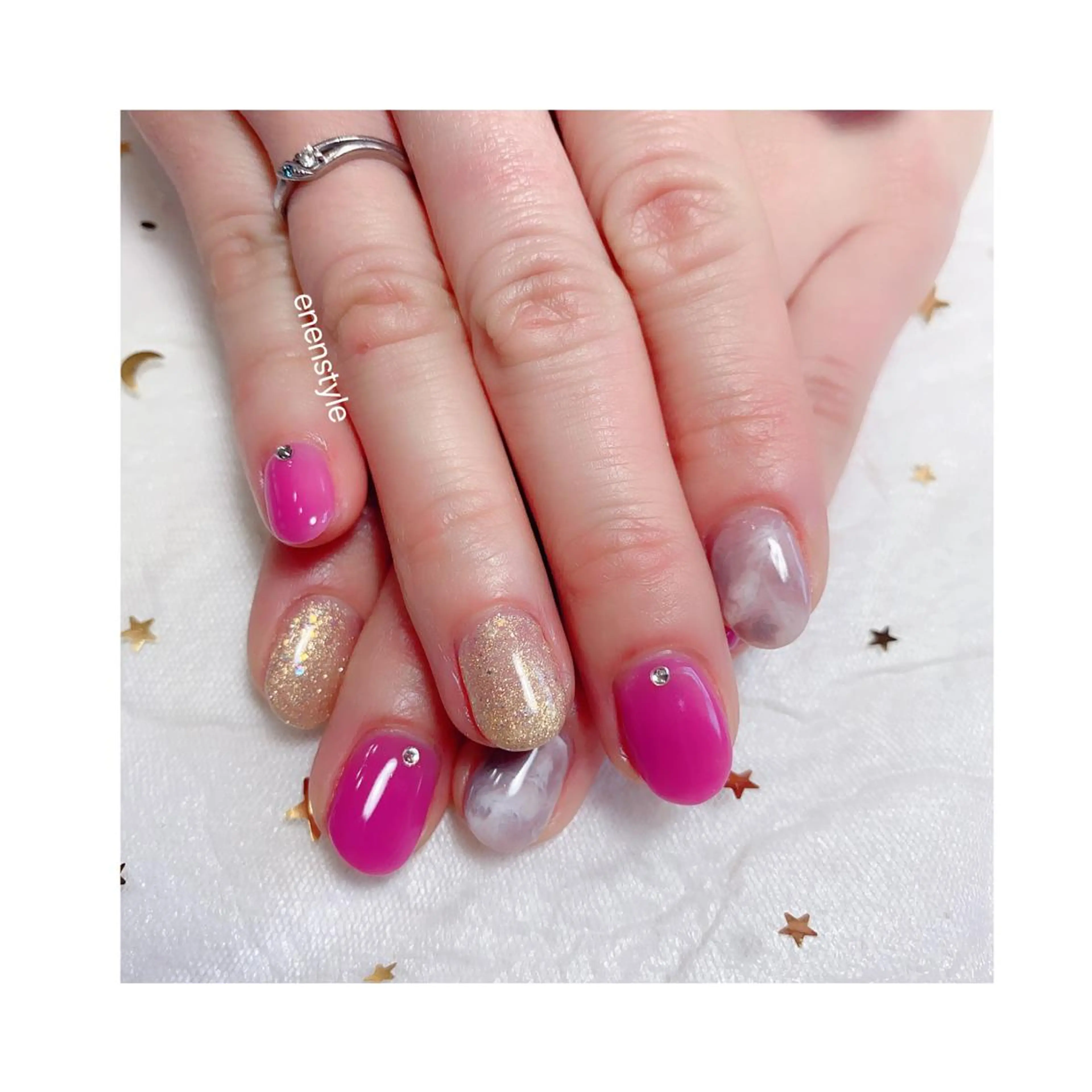 ショート ネイル ジェルネイル ニュアンスネイル オフィスネイル ワンカラーネイル パラジェル ハンドネイル 👑enen style👑のネイルデザイン