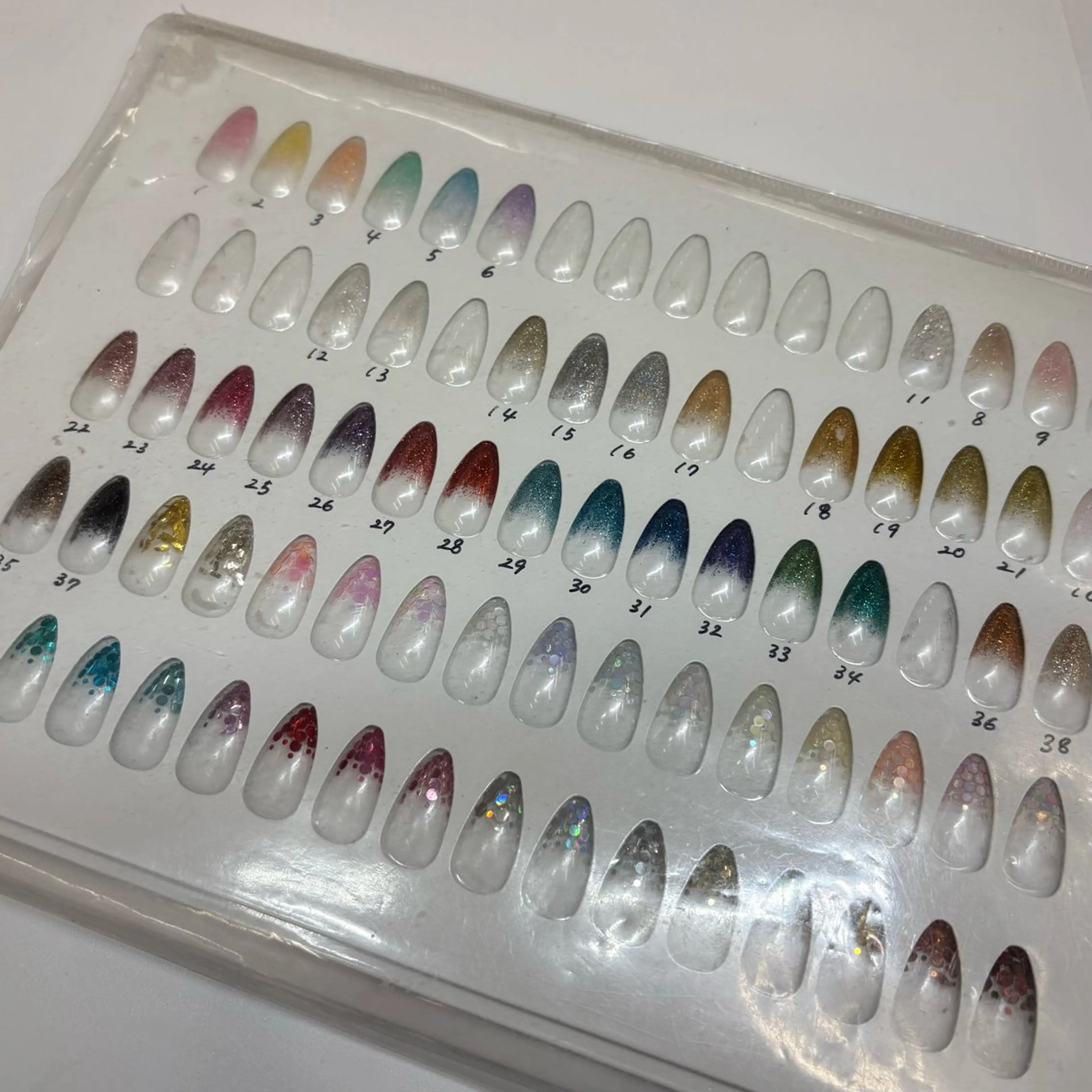 ネイル MAXKELLY Rioのネイルデザイン