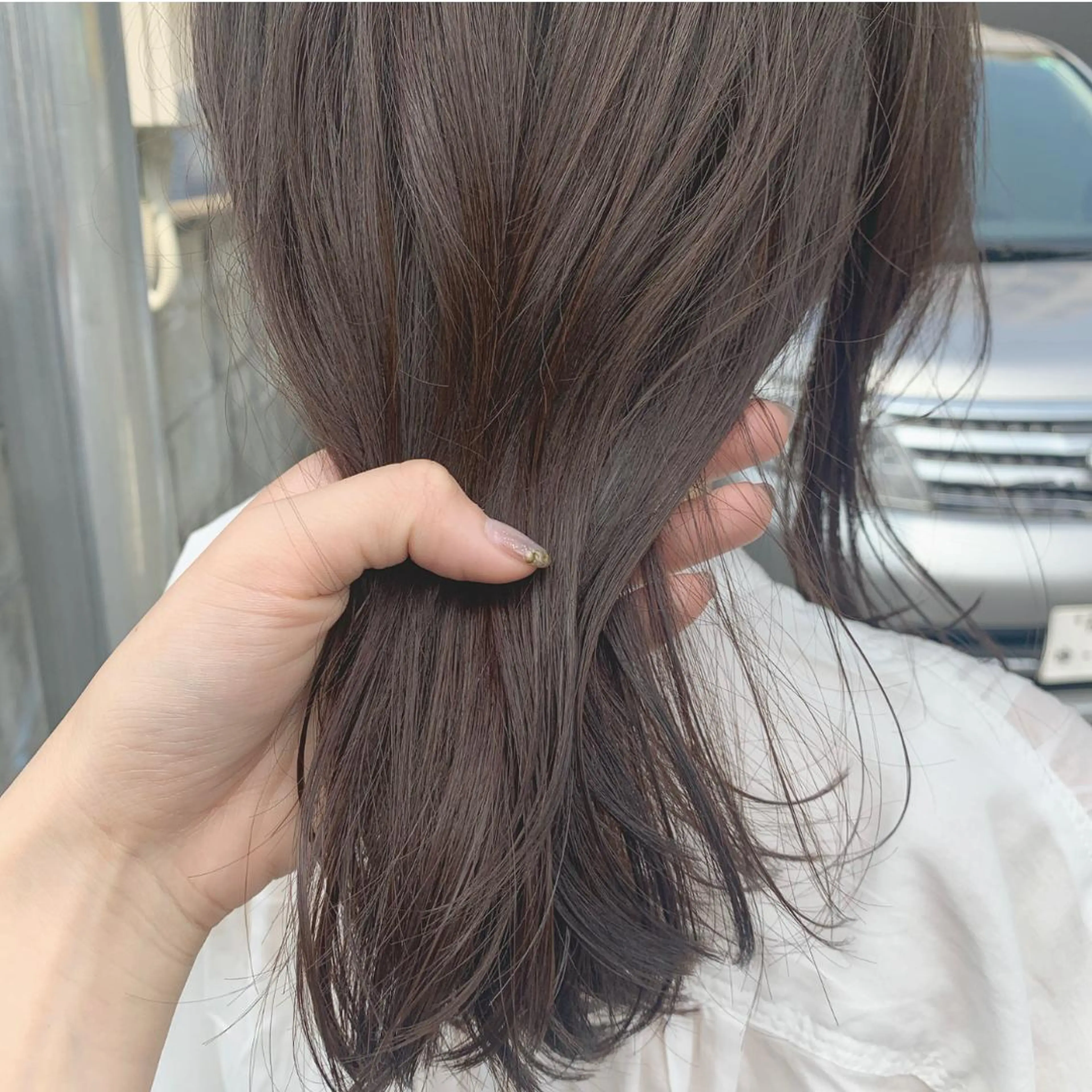 セミロング カラー ショコラグレージュ 透明感カラー グレージュ hub hair レイヤー/透明感のヘアスタイル