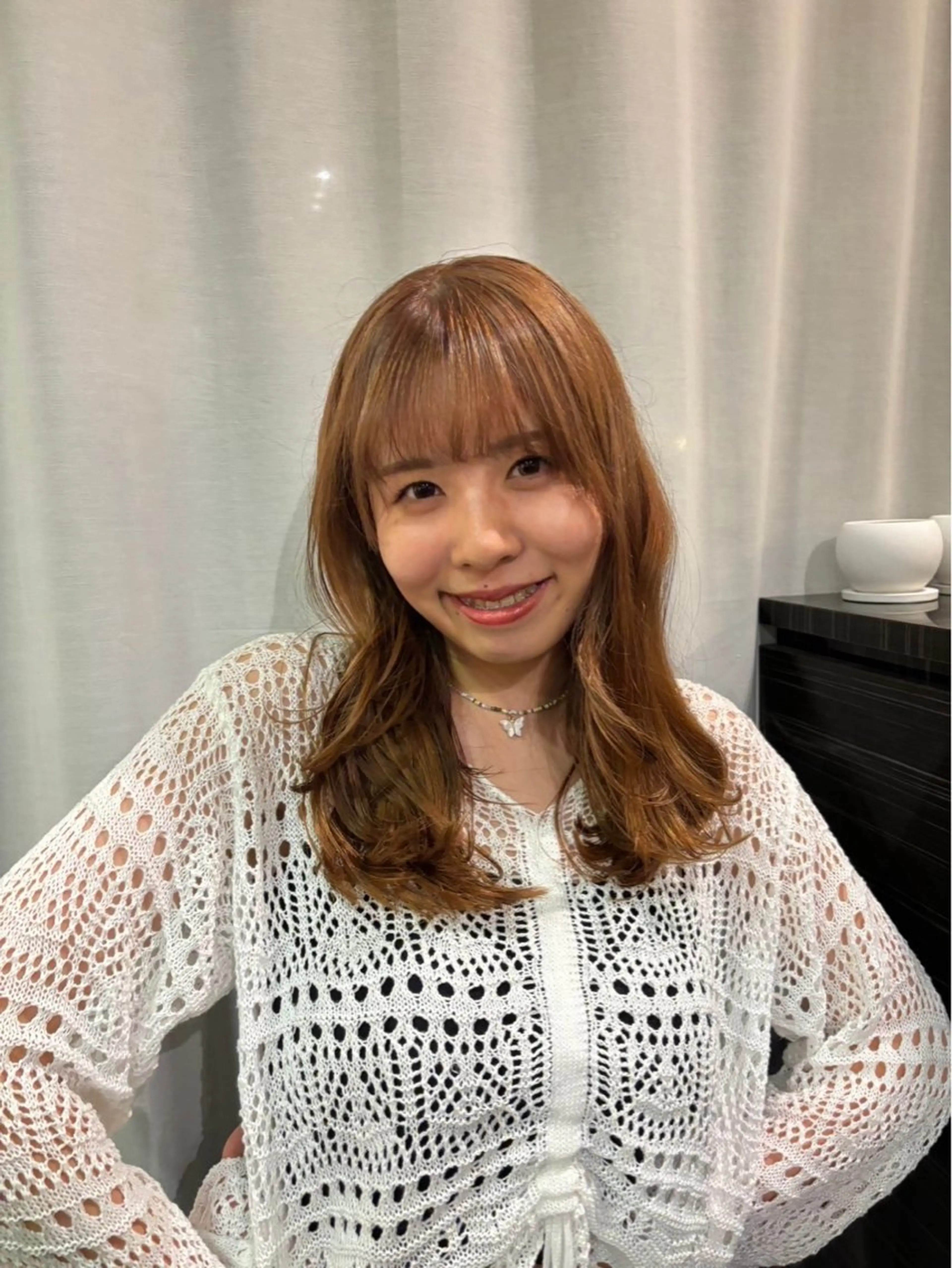 セミロング 顔まわりレイヤー 顔周りカット レイヤーカット カット 自由が丘/駅近/艶髪 /骨格補正/土屋優希のヘアスタイル