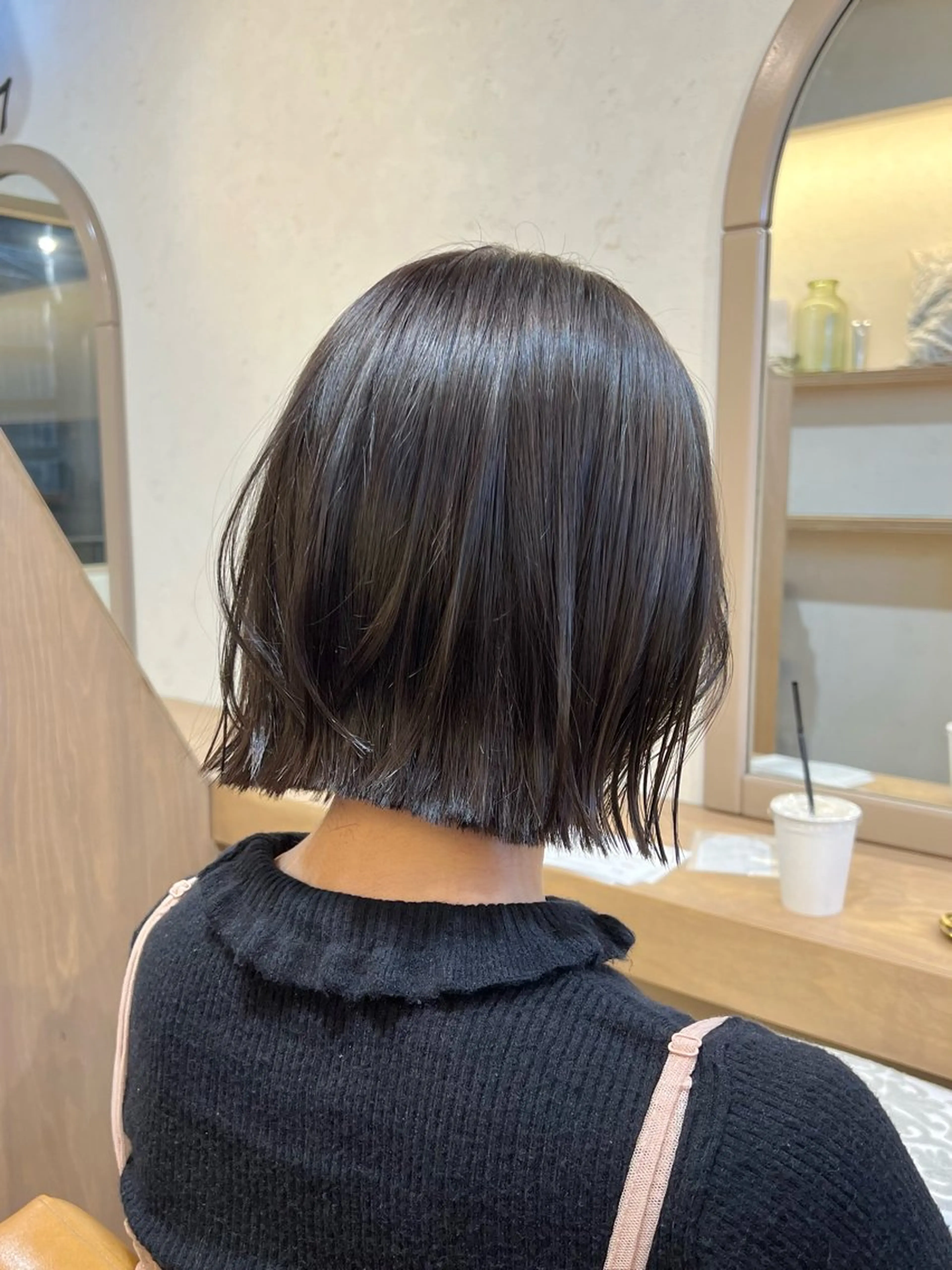ショート カラー 切りっぱなしボブ ボブ 神戸ボブ✂️ ioe三宮/田 伸佳のヘアスタイル