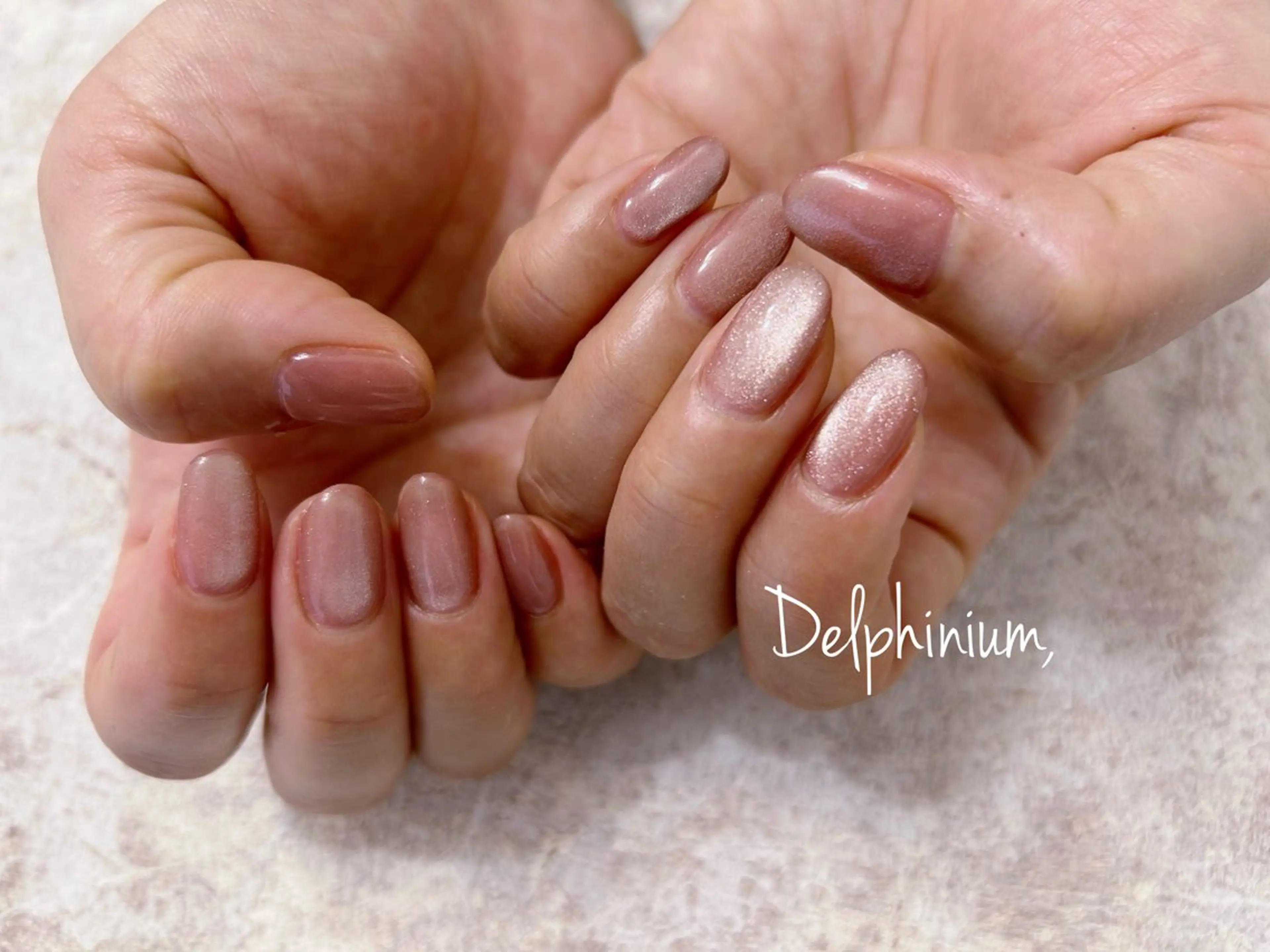 ネイル オーロラネイル マグネットネイル ミラーネイル ワンカラーネイル ハンドネイル 岡本 友恵のネイルデザイン