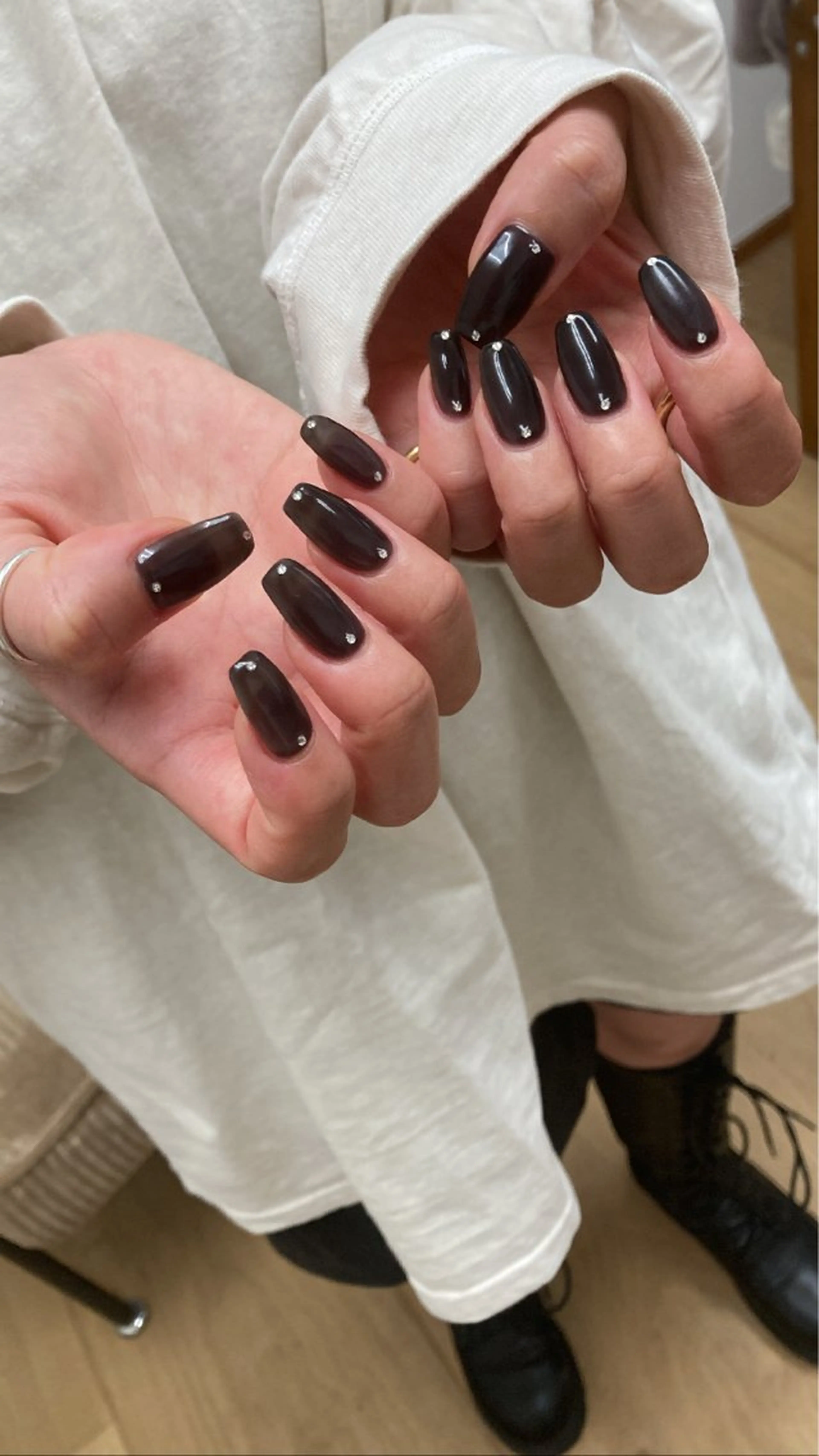 ネイル nailsalon hue所属・小山 羽奈のネイルデザイン