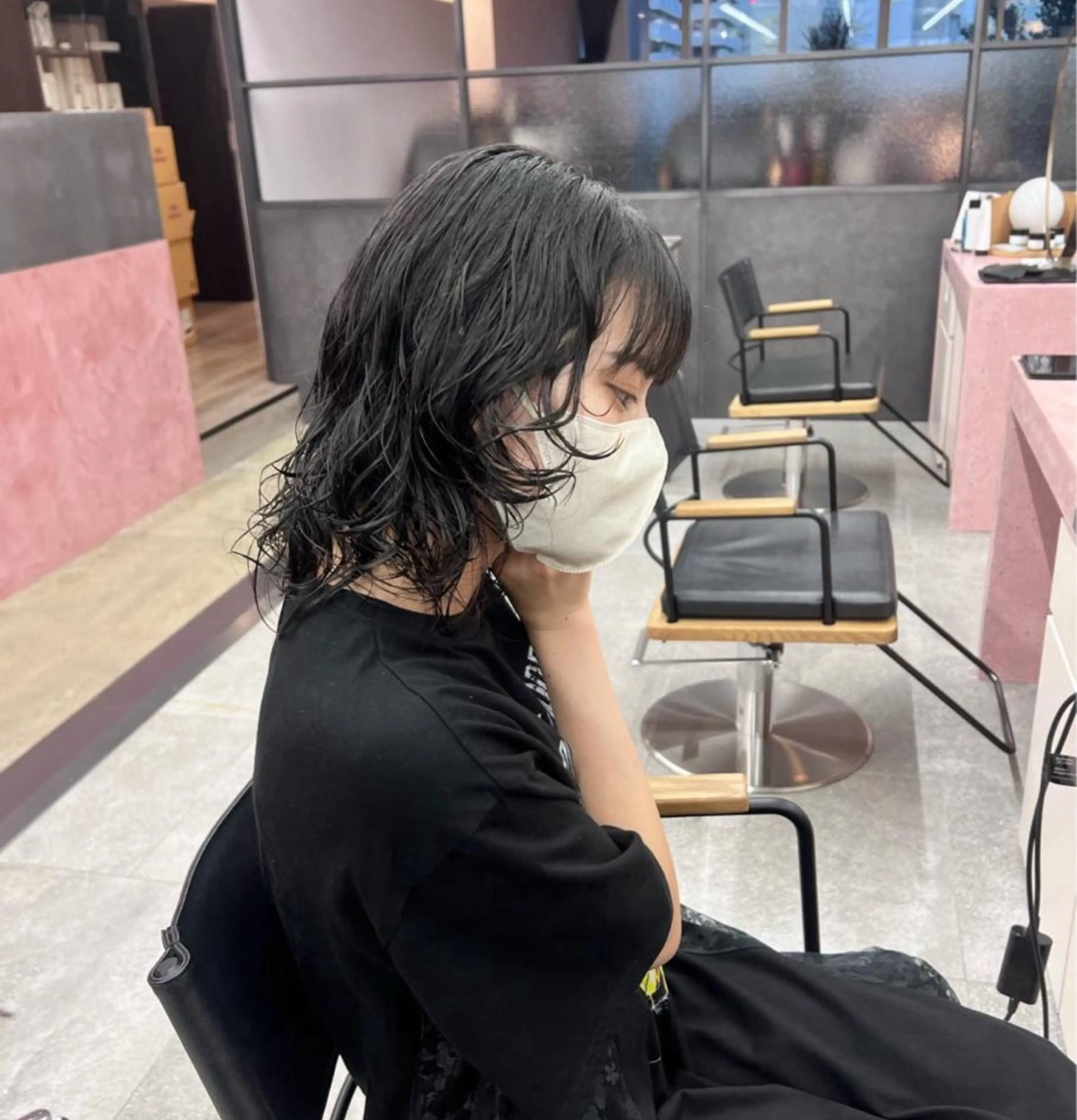 ミディアム カラー パーマ カット ヘアカラー パーマ トリートメント 髪質改善カラー🦋 レイヤー/ナカネのヘアスタイル