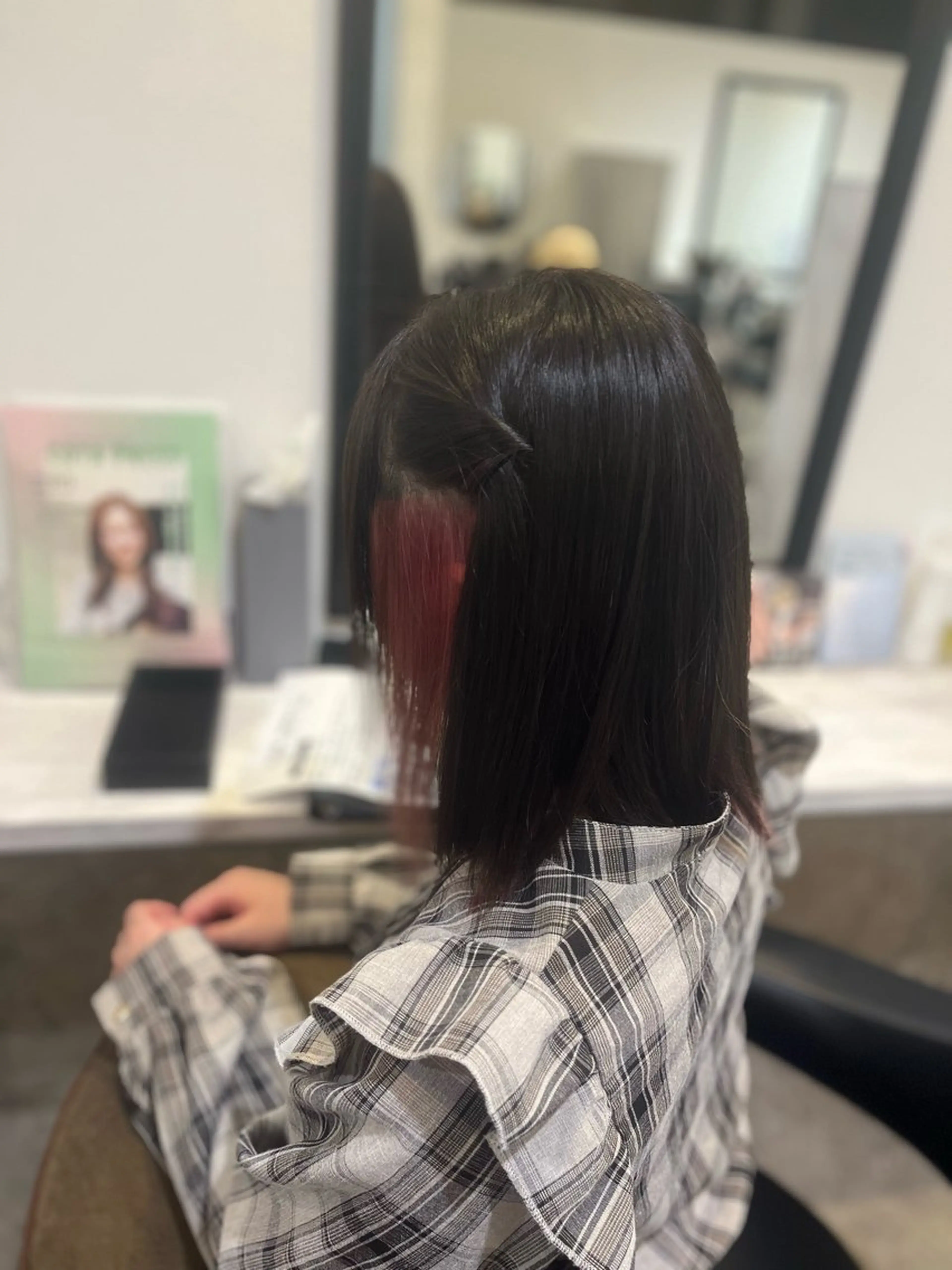 ミディアム カラー ヘアカラー 山内 心春のヘアスタイル