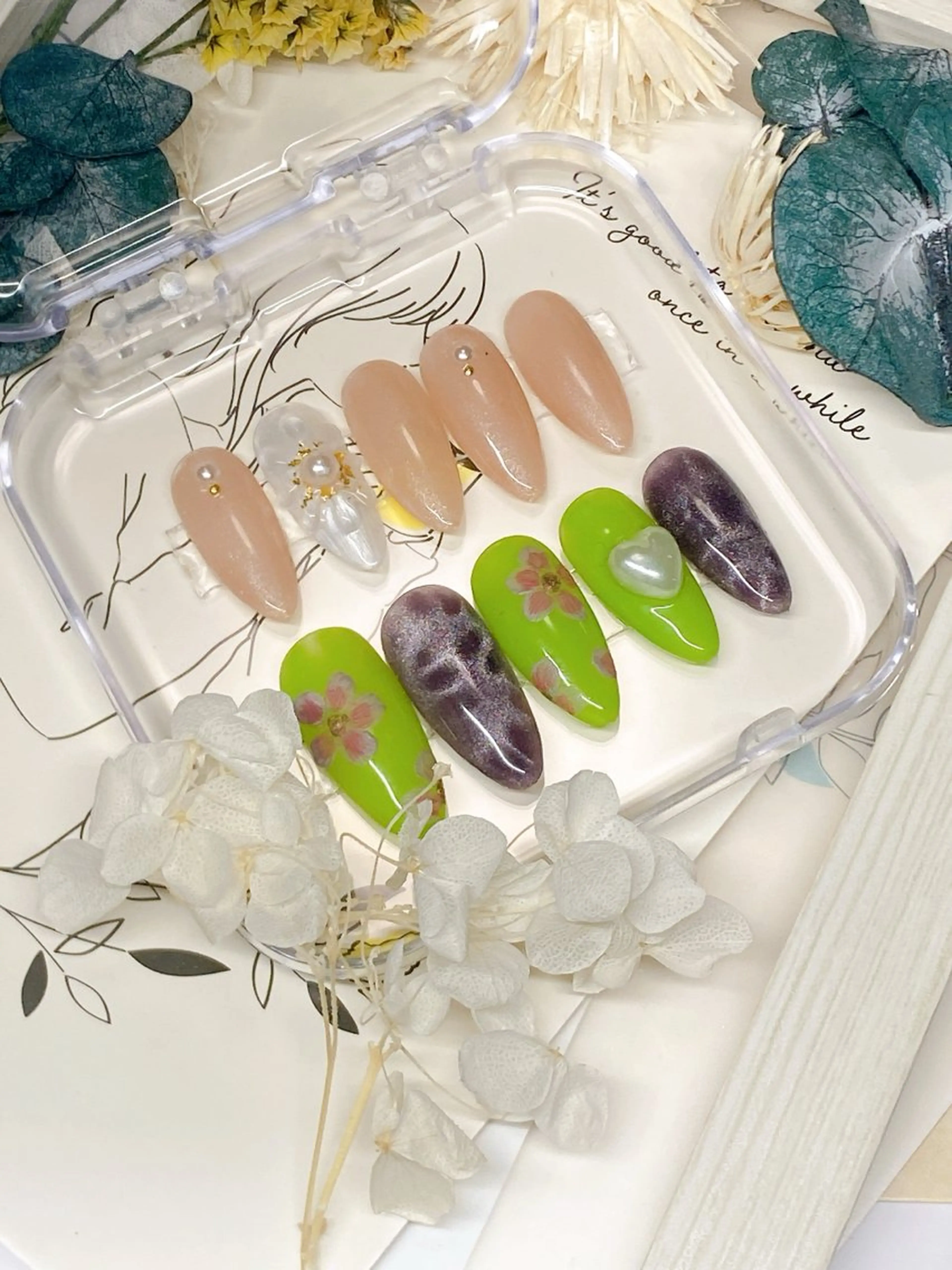 6500定額ネイルコース　4週以内オフ無料　4週以上オフ+500円の写真