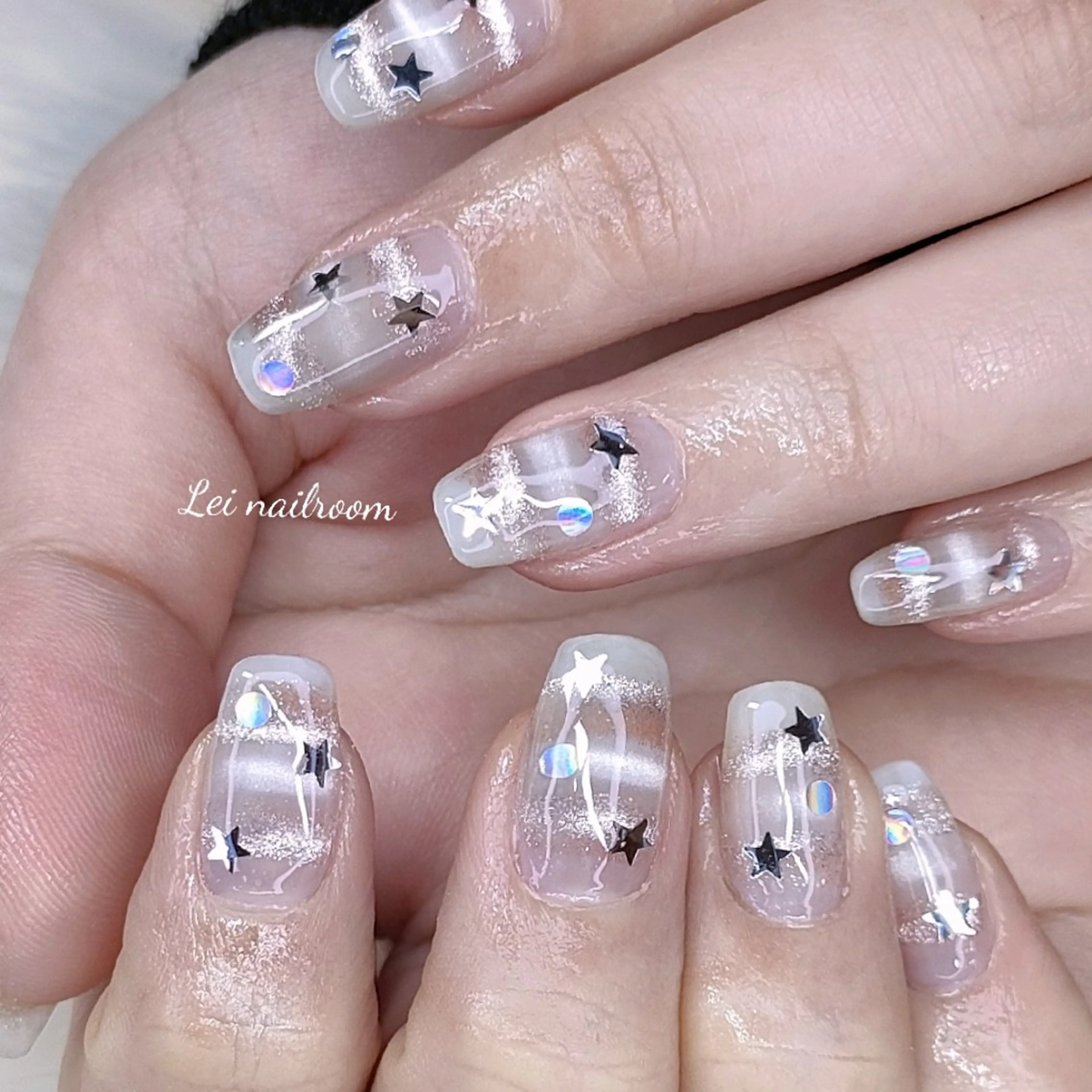 ネイル アートネイル ボーダー 持ち込み lei🌼 nailroomのネイルデザイン