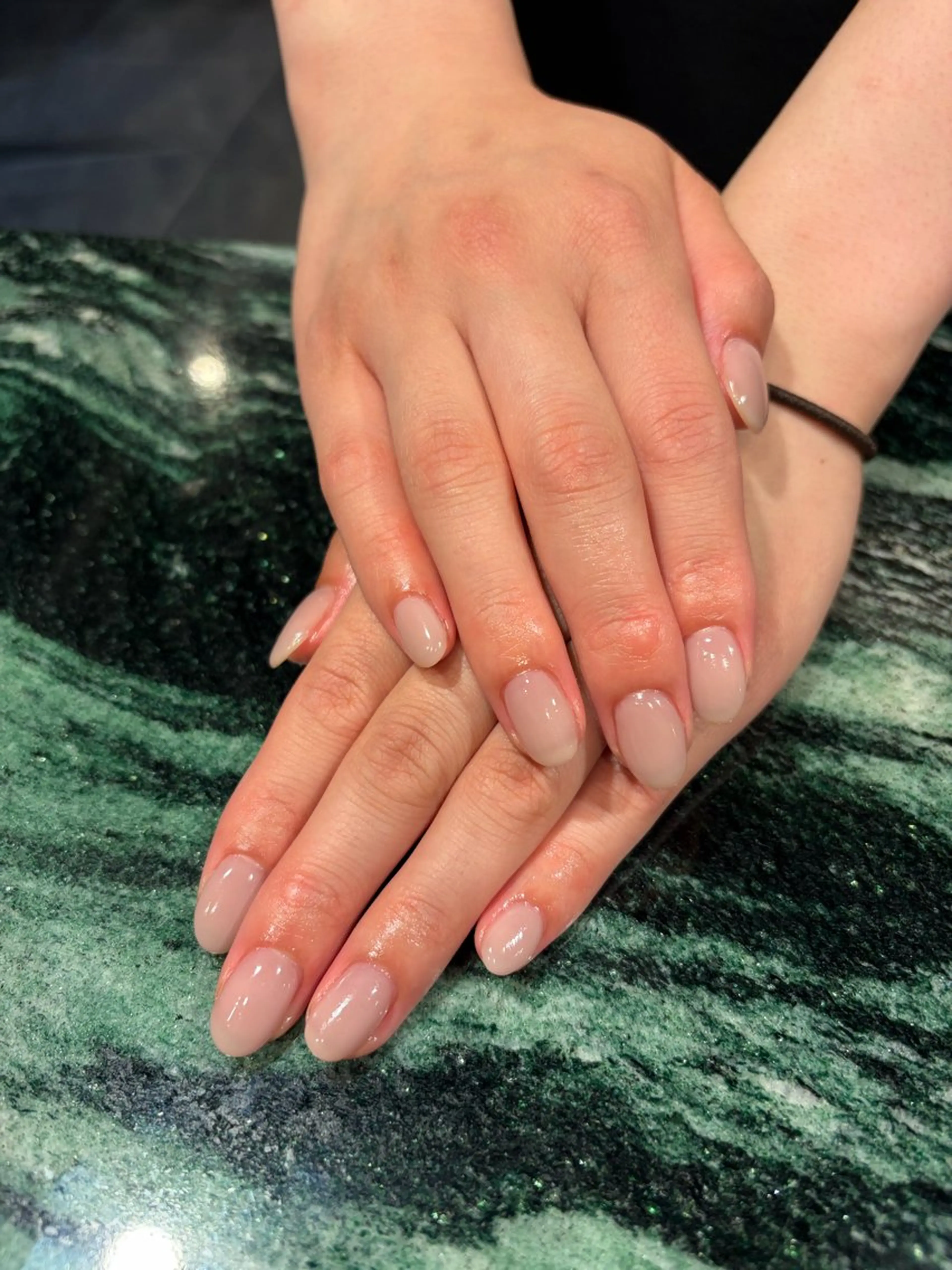 ネイル シンプルネイル ハンドネイル eyelash& nailsalonMのネイルデザイン