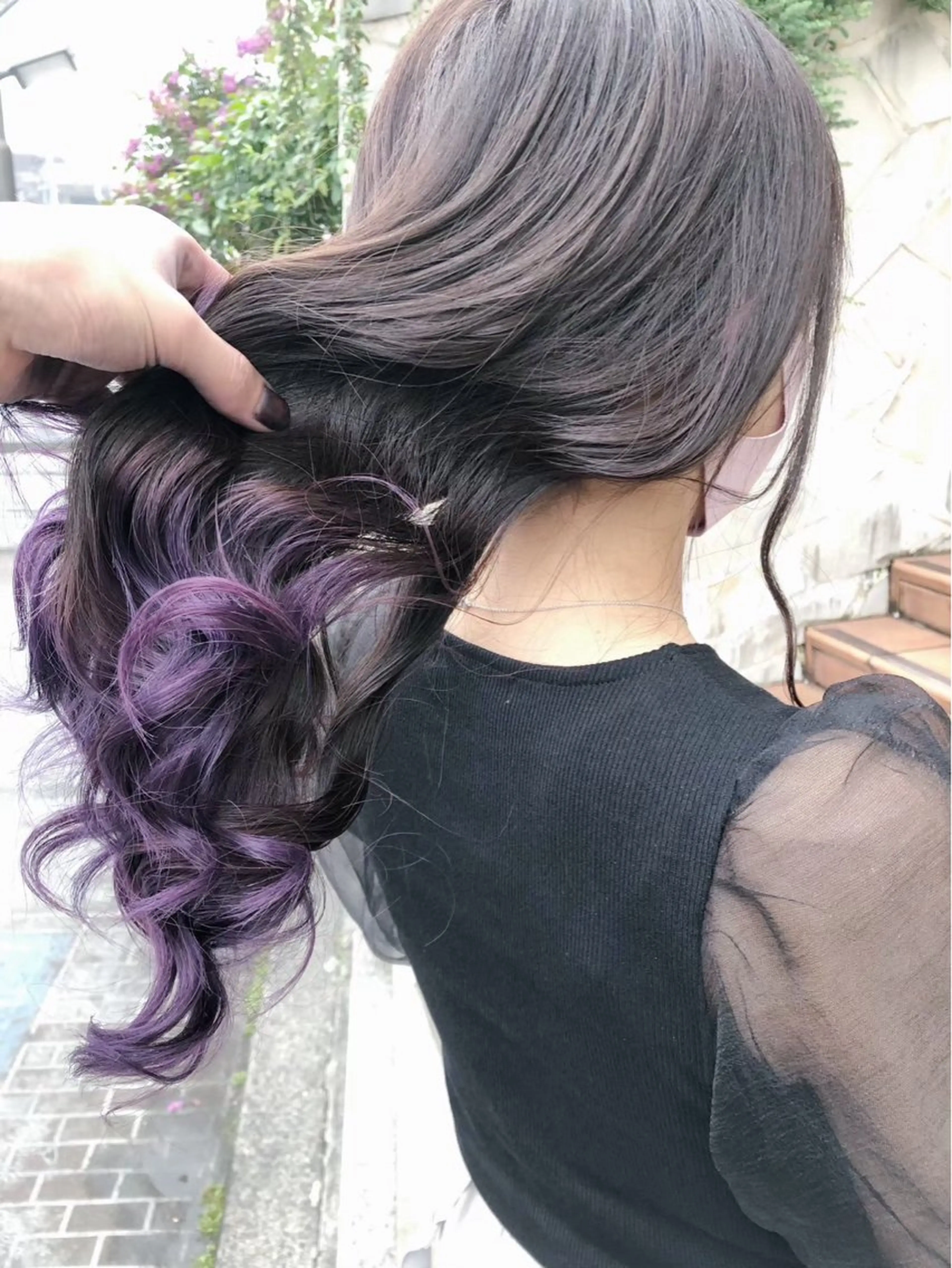 セミロング カラー メンズ メンズバレイヤージュ メンズブリーチ メンズハイライト メンズハイトーン メンズインナーカラー ヘアカラー トリートメント ☁️かずき☁️青.紫 推し活カラー💫のヘアスタイル