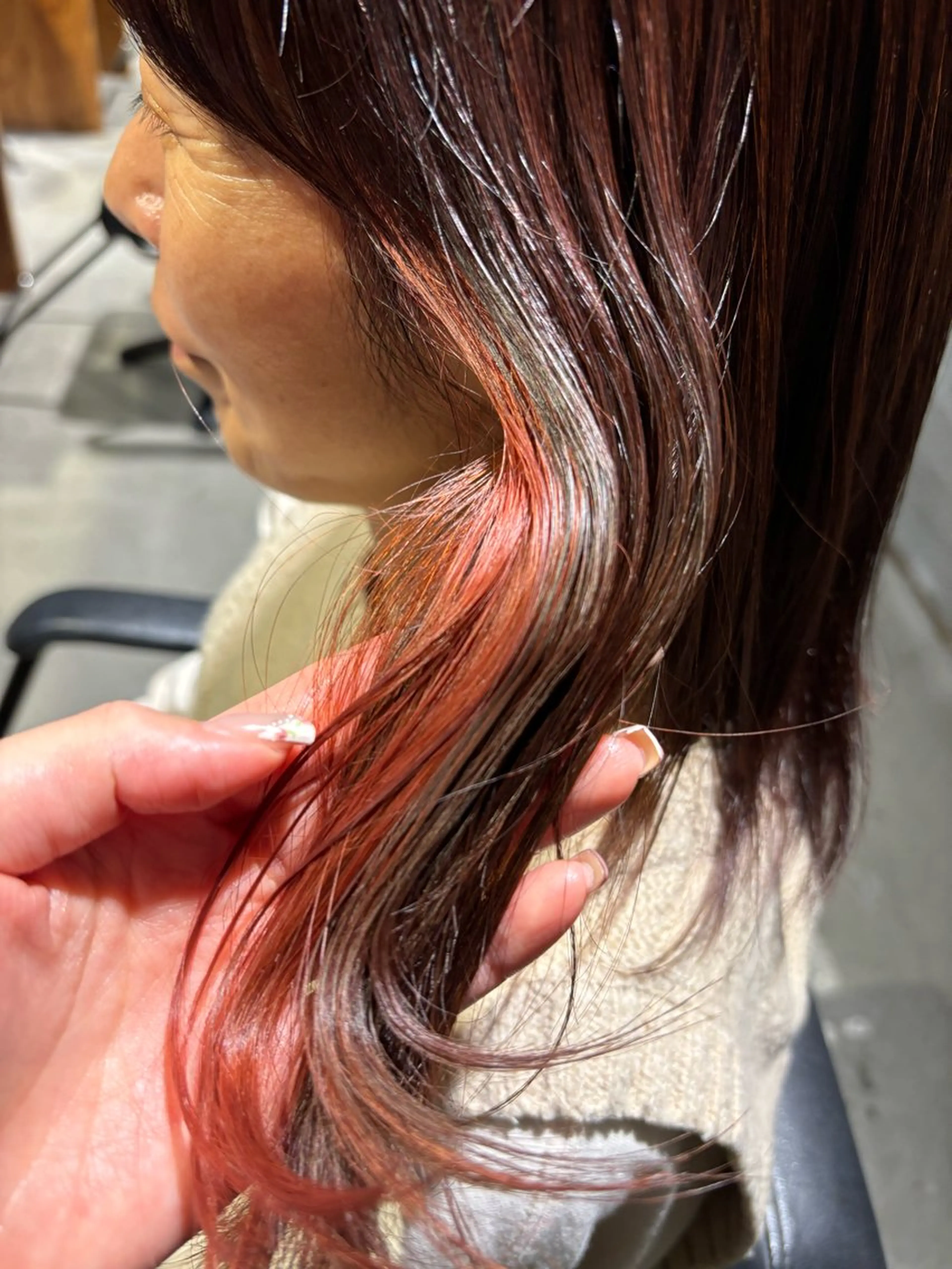 セミロング 大阪／ハイトーン ／アレンジ／りなのヘアスタイル