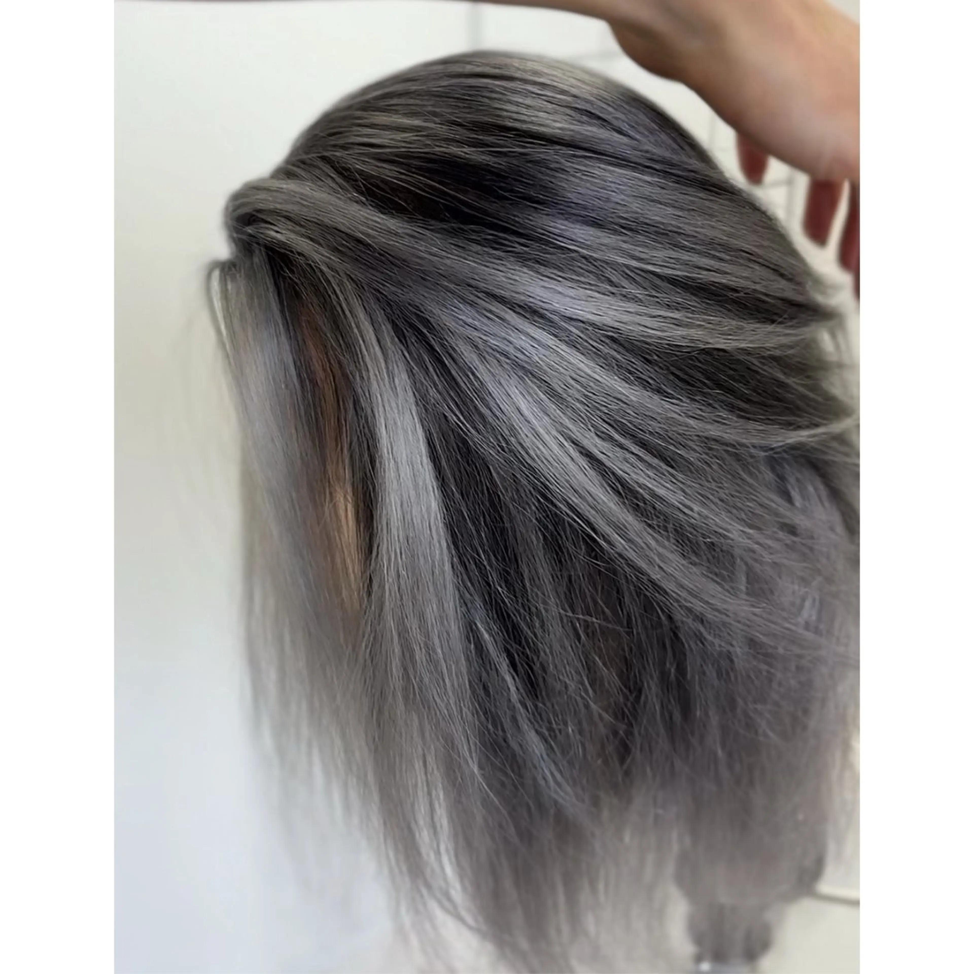 カラー 🎗副店長/井上 竜 ブリーチ指名No.1のヘアスタイル