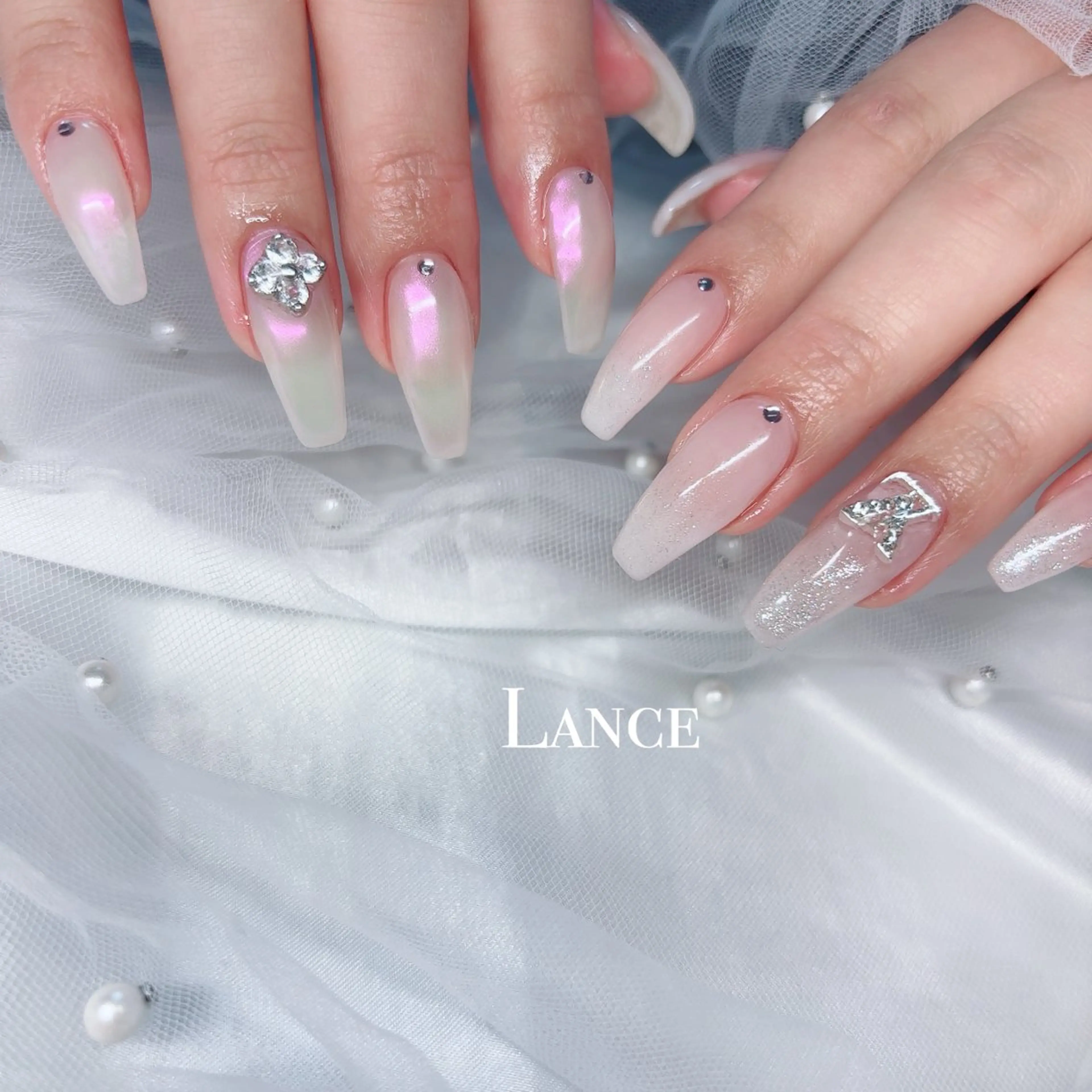 ネイル キラキラネイル 韓国ネイル ラメ(グリッター) 春ネイル バレンタイン Lance nailのネイルデザイン