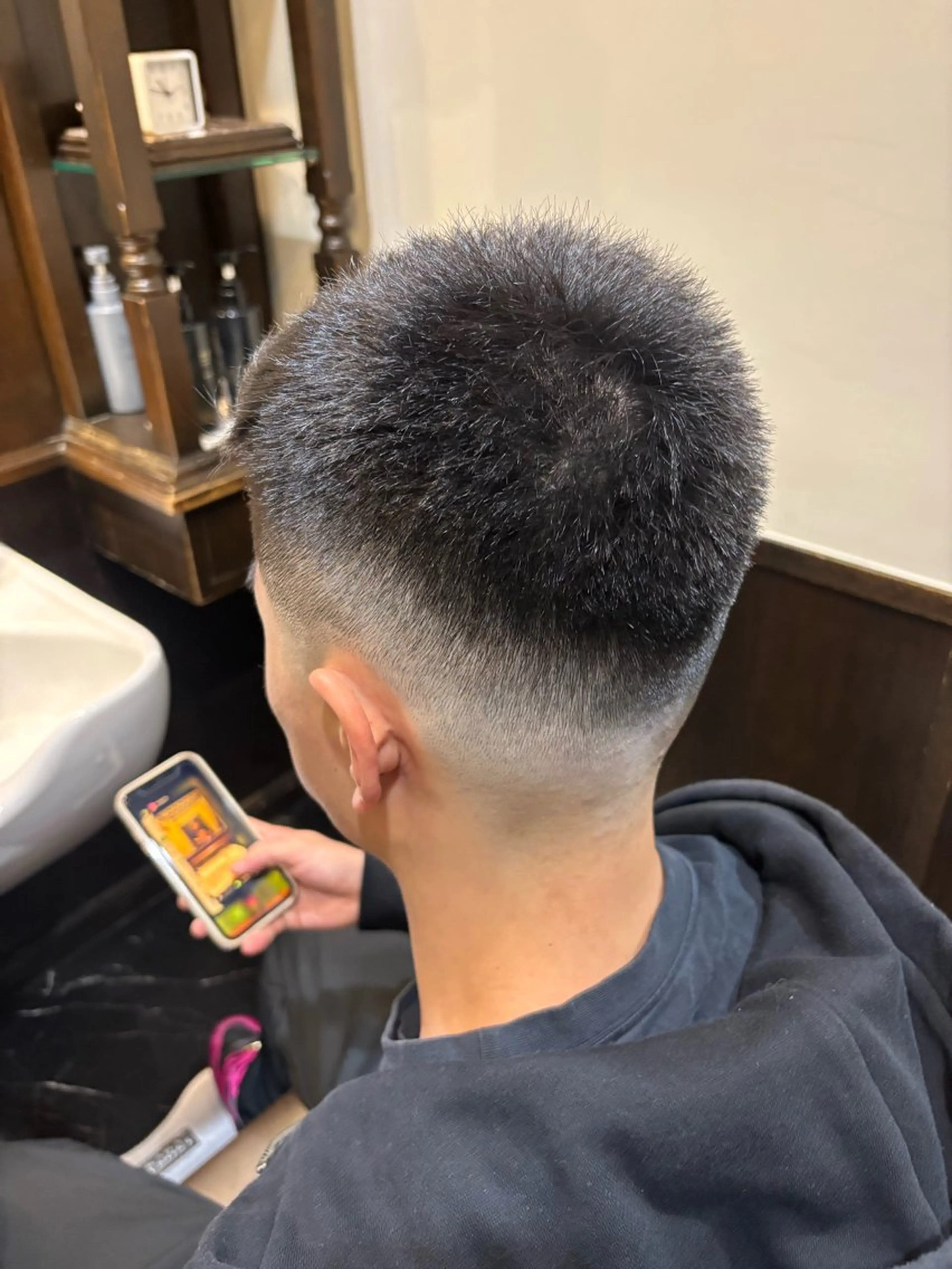 ショート メンズ フェードカット スキンフェード ヒロ銀座ヘアーサロン御茶ノ水店所属・松橋 海渡のヘアスタイル