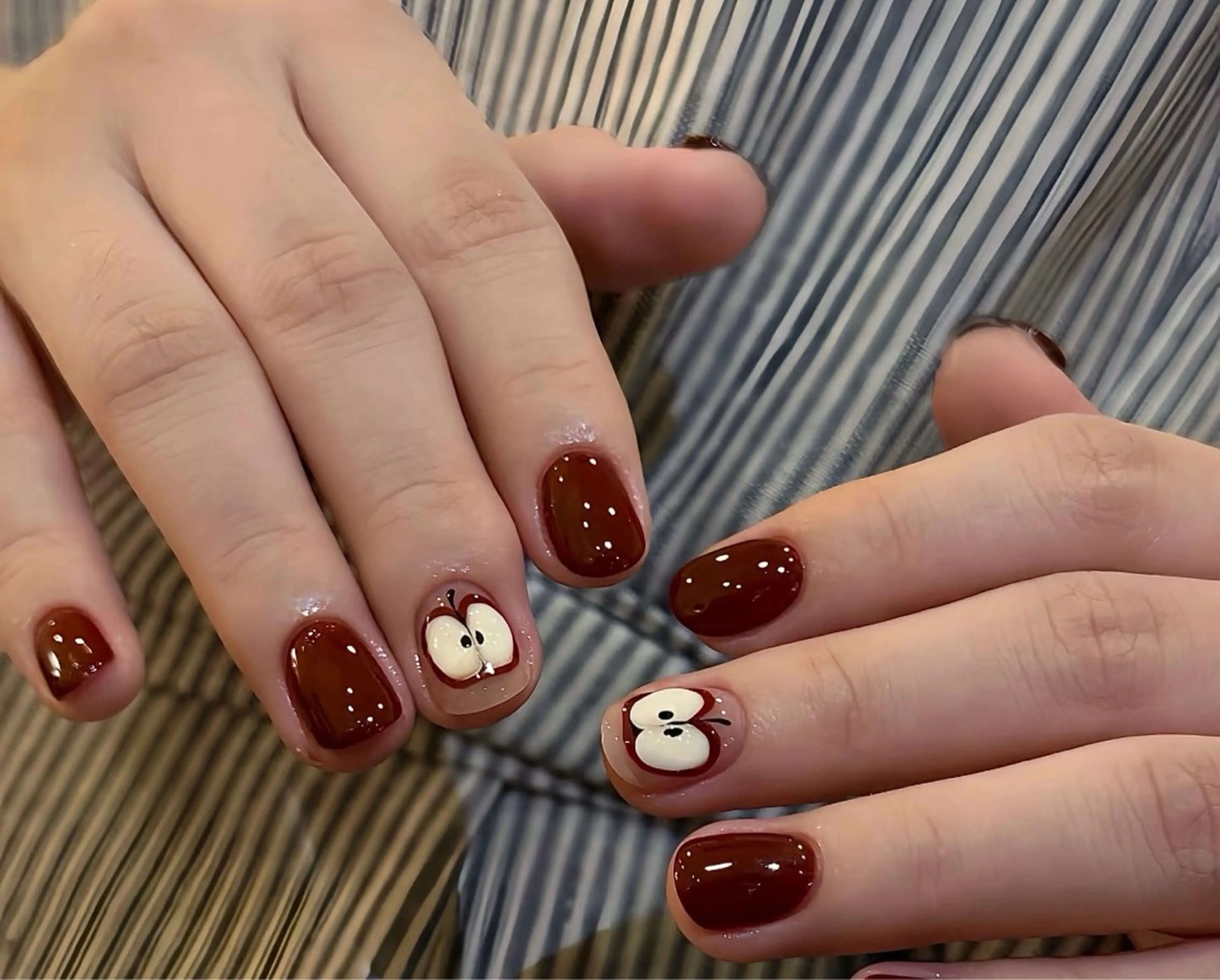 ネイル 冬ネイル クリスマス 🎀🎀YooLi Nail Salonのネイルデザイン