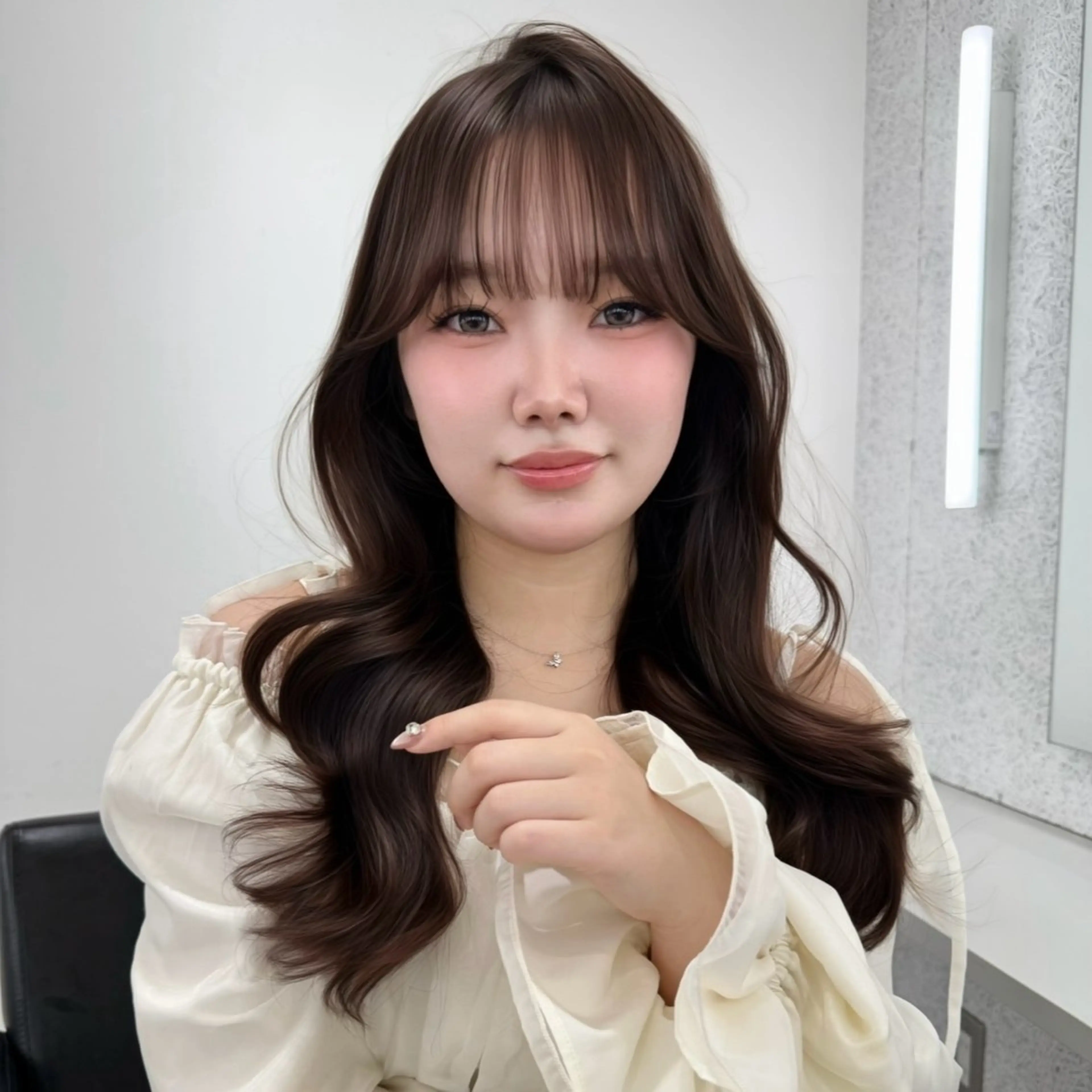 【1日1名様限定!】小顔カット+カラー+2stepトリートメント🎀🪽の写真