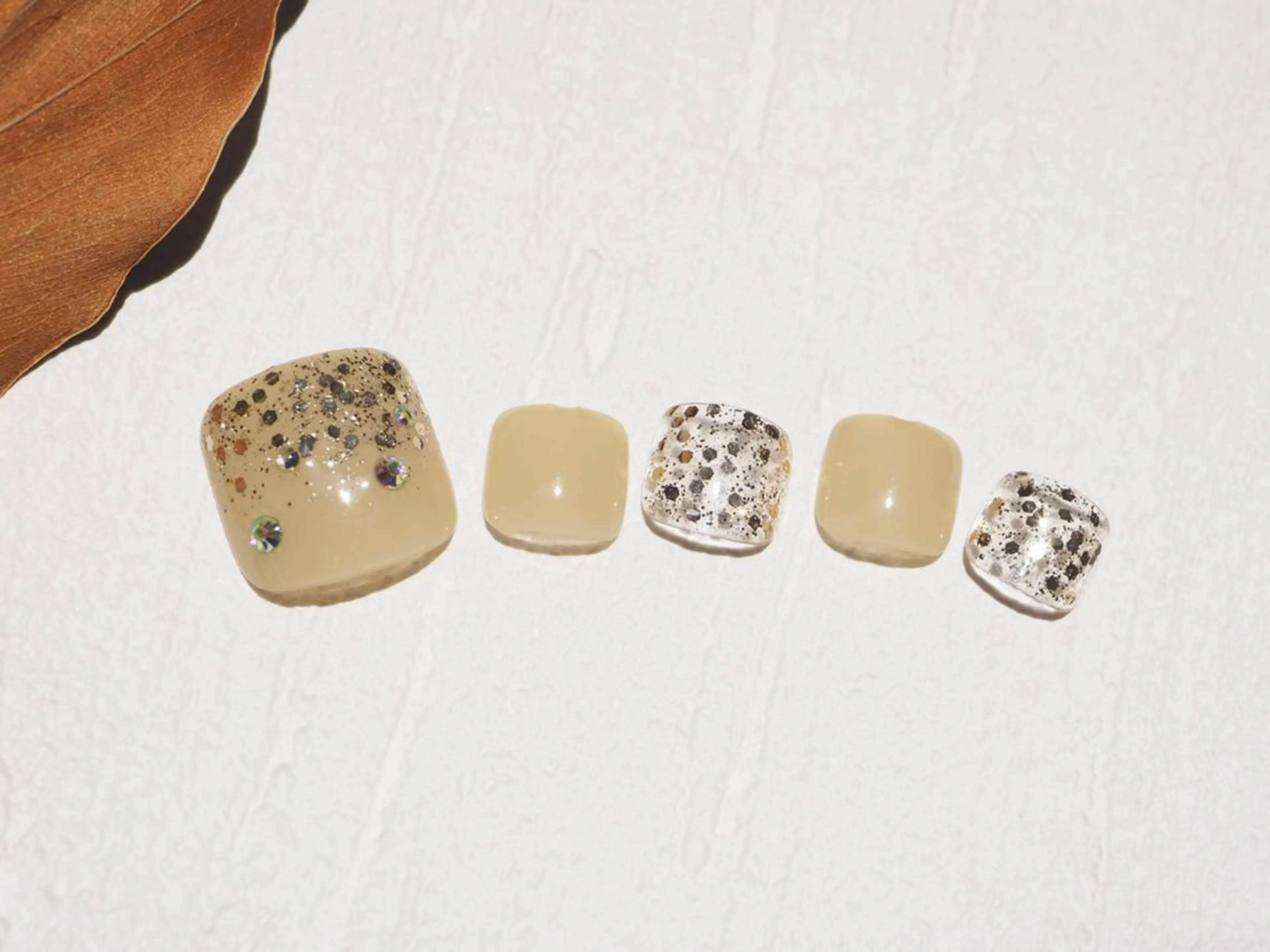 ネイル フットネイル triton 上島のネイルデザイン