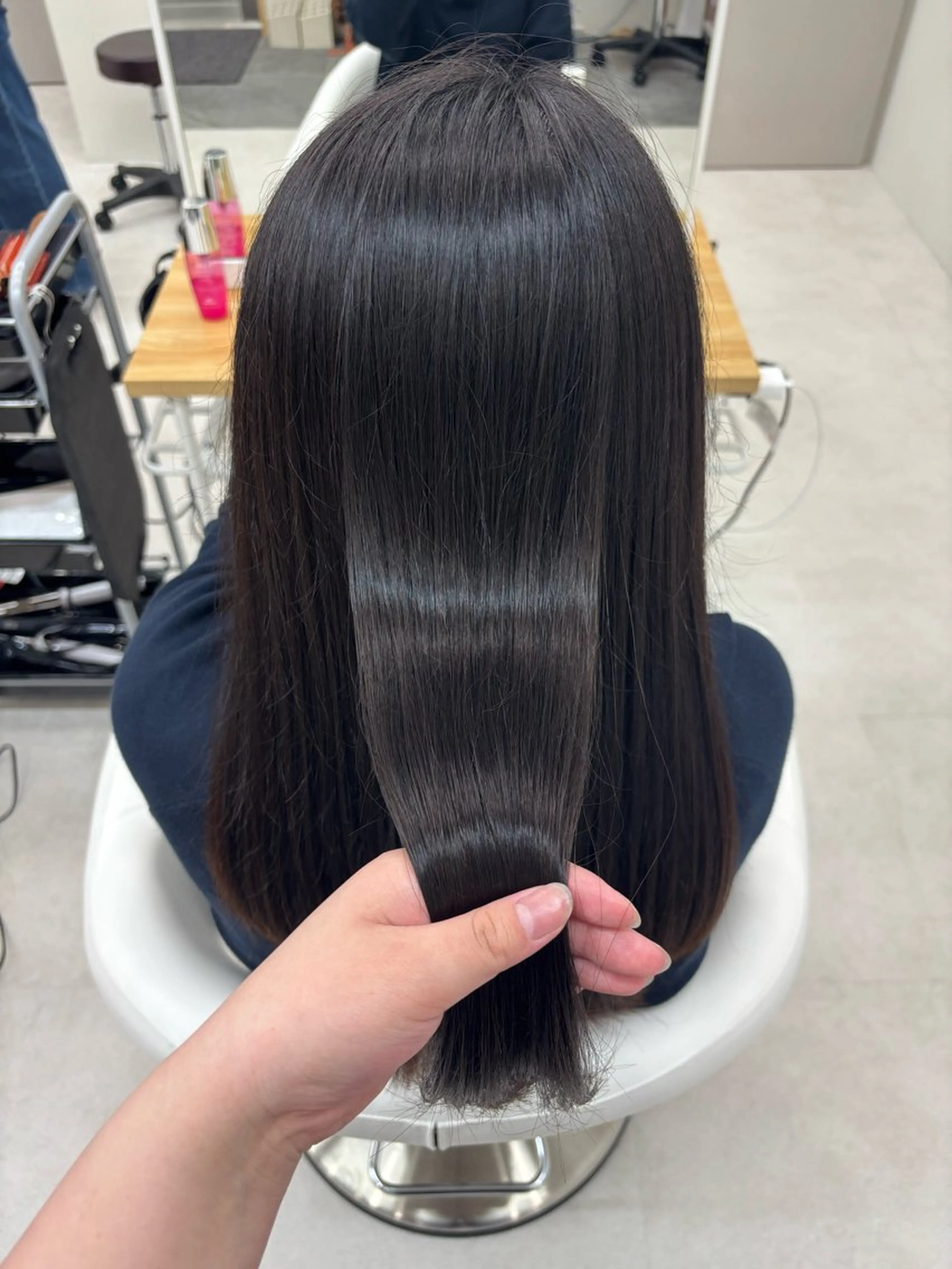 セミロング 𝗆𝗂𝗒𝗎 🐈‍⬛🎀のヘアスタイル