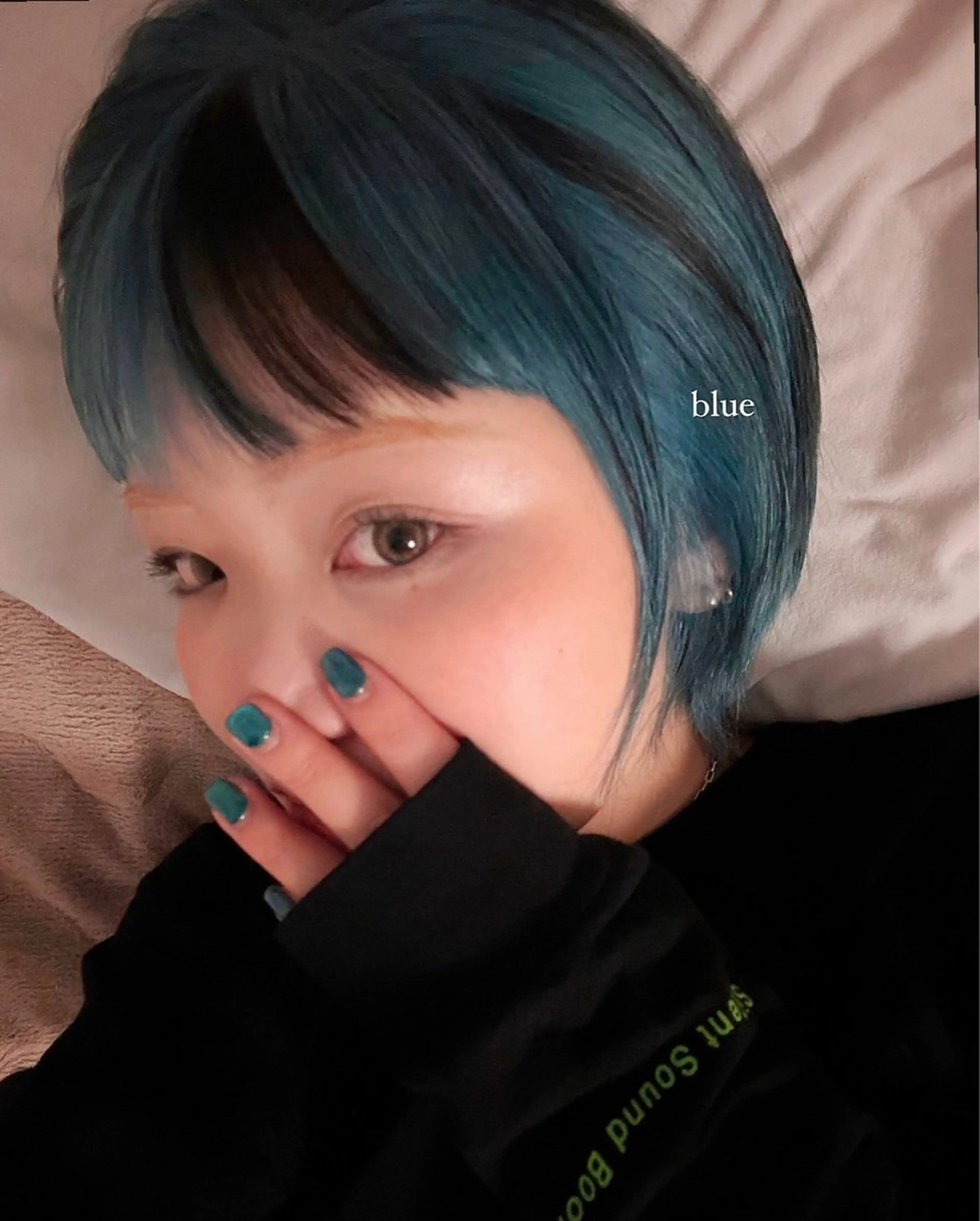 ショート カラー デザインカラー レイヤーカット 大名　sakiのヘアスタイル