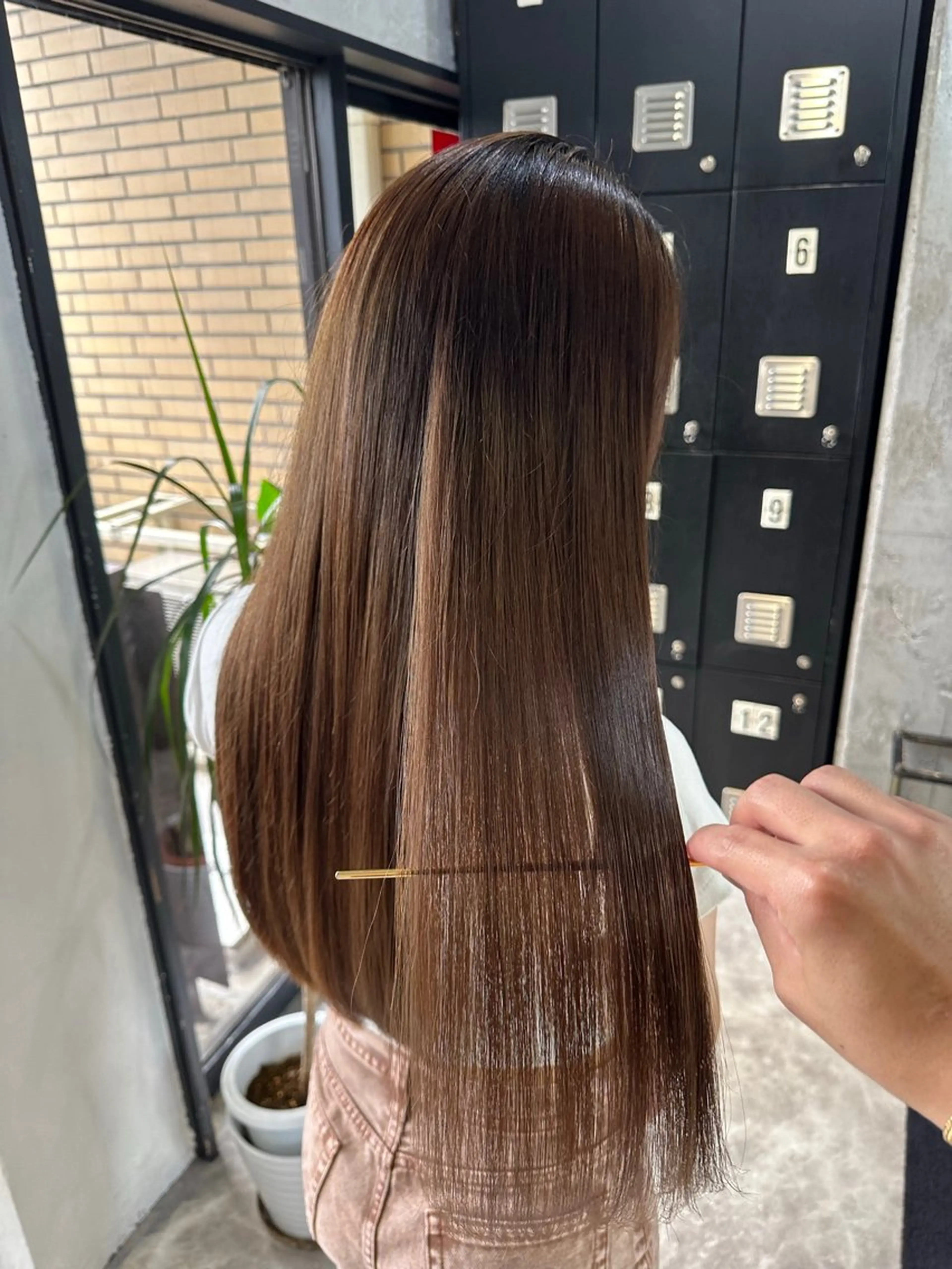 ロング カラー ブラウンカラー カシス 髪質改善 ヘアカラー トリートメント ヘッドスパ Akua【代表】 Kazumaのヘアスタイル