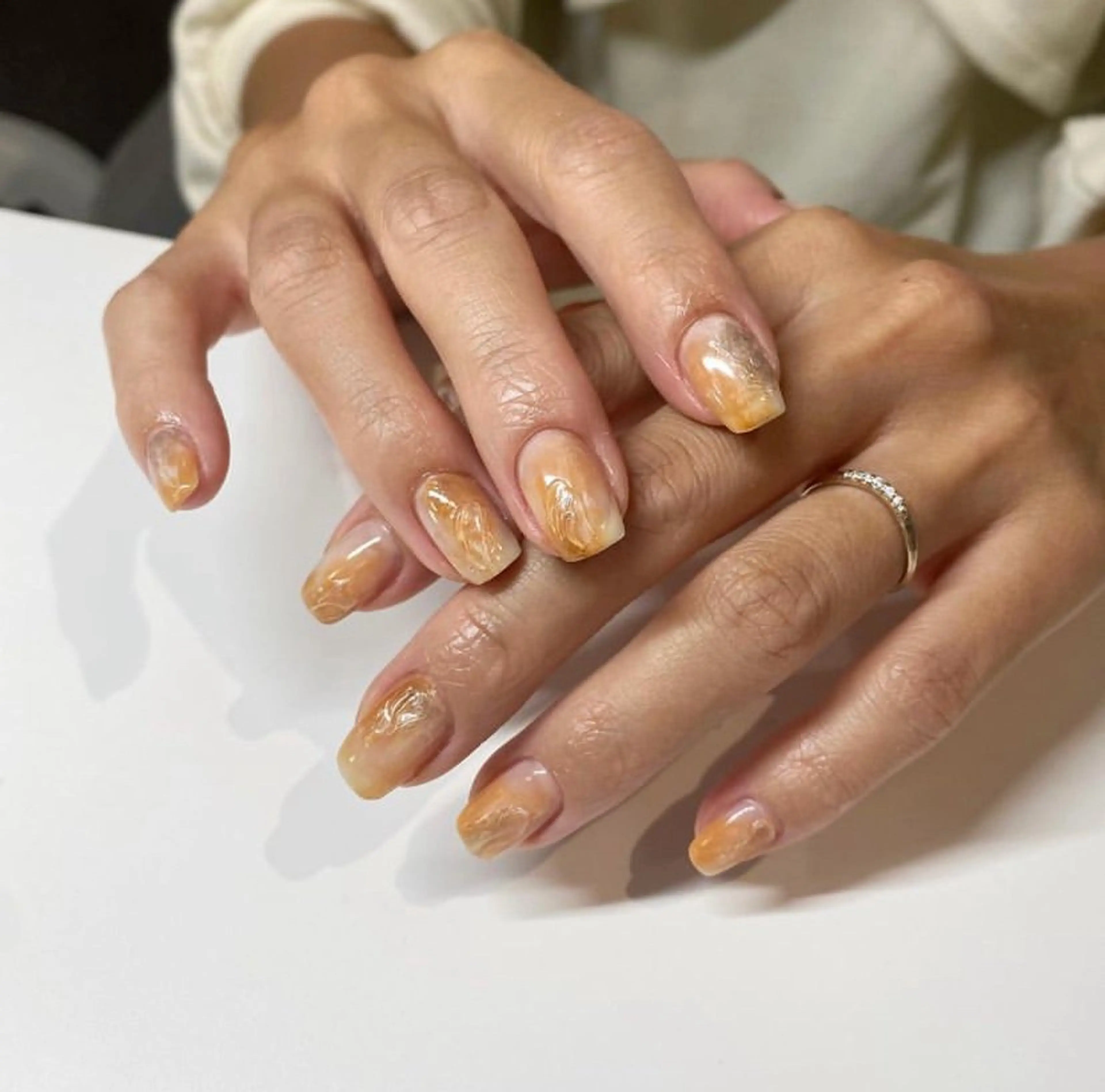 ネイル ニュアンスネイル ハンドネイル io.Nail 谷町九丁目のネイルデザイン