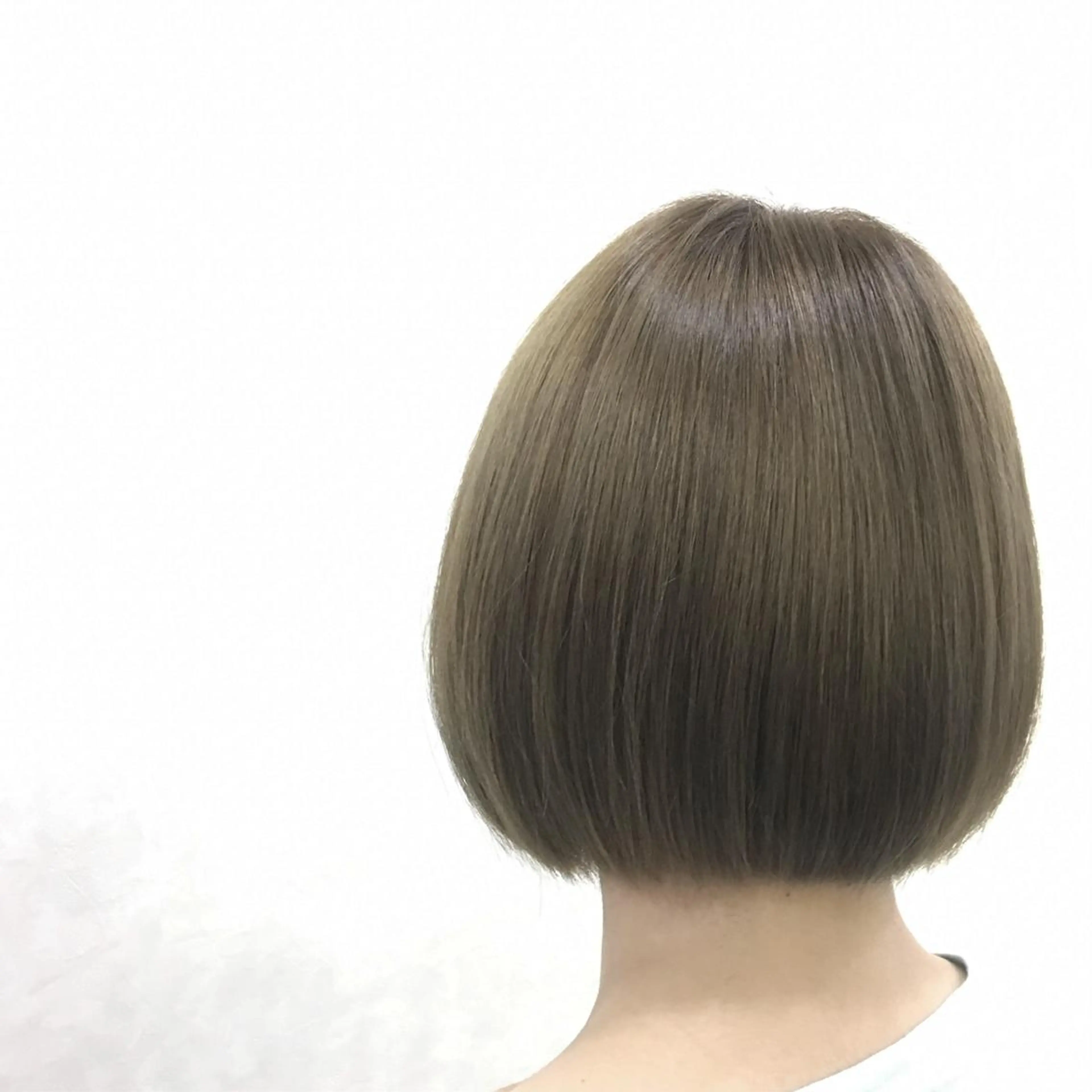 ショート カラー 新福島店長 植松裕也のヘアスタイル