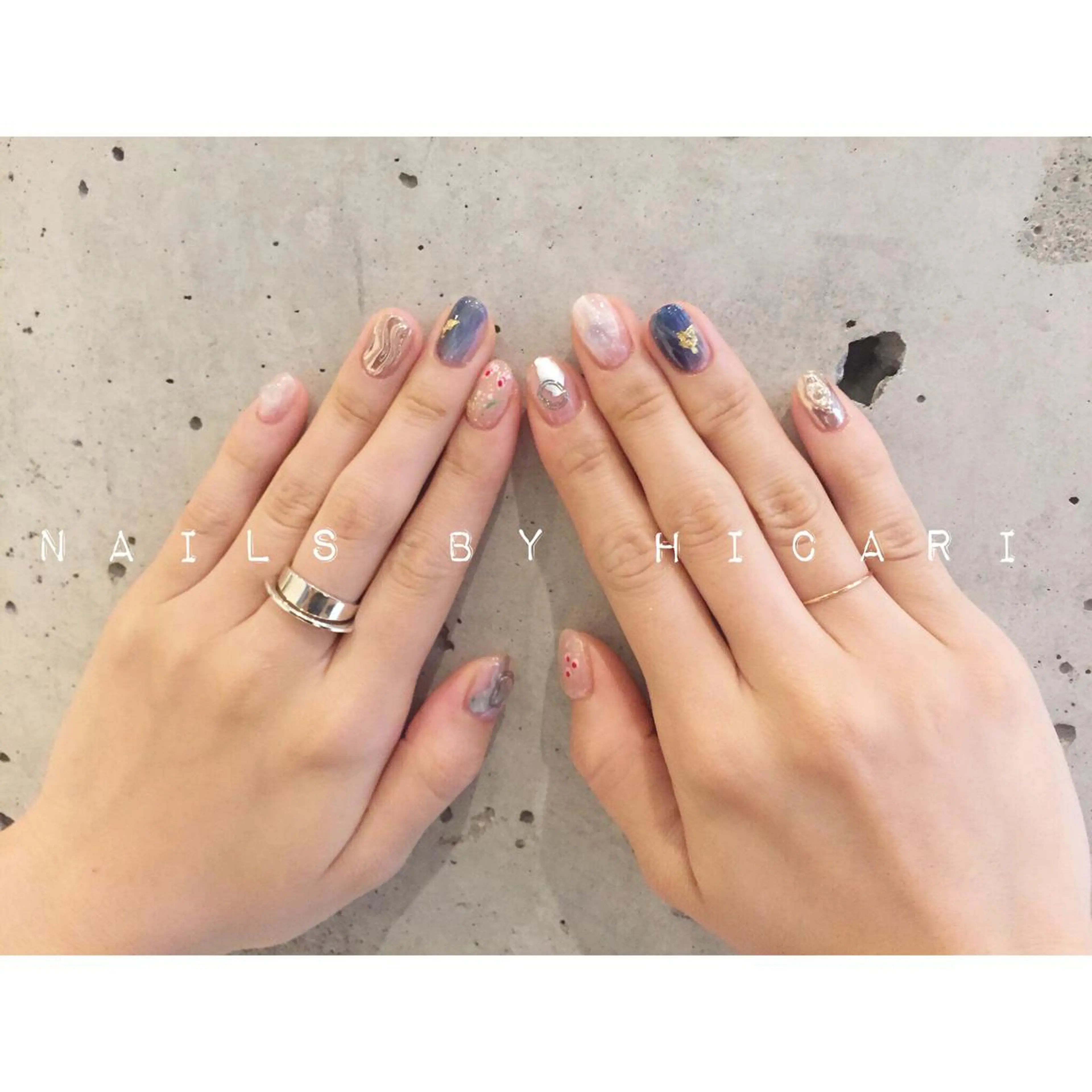 ショート カラー ネイル マツエク・マツパ ジェルネイル ニュアンスネイル パラジェル illum hicariのネイルデザイン