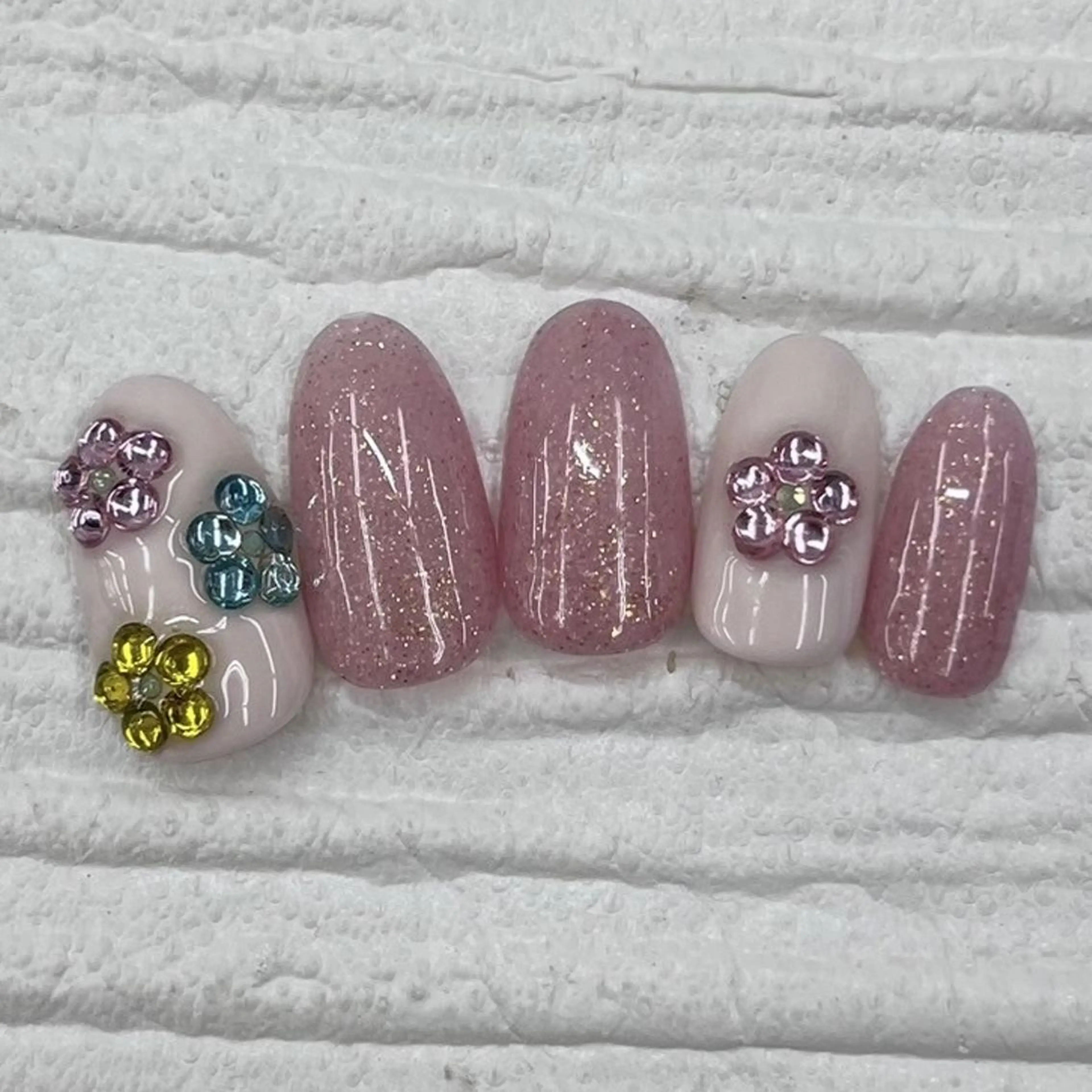 ネイル Nail salon Honey Beeのネイルデザイン