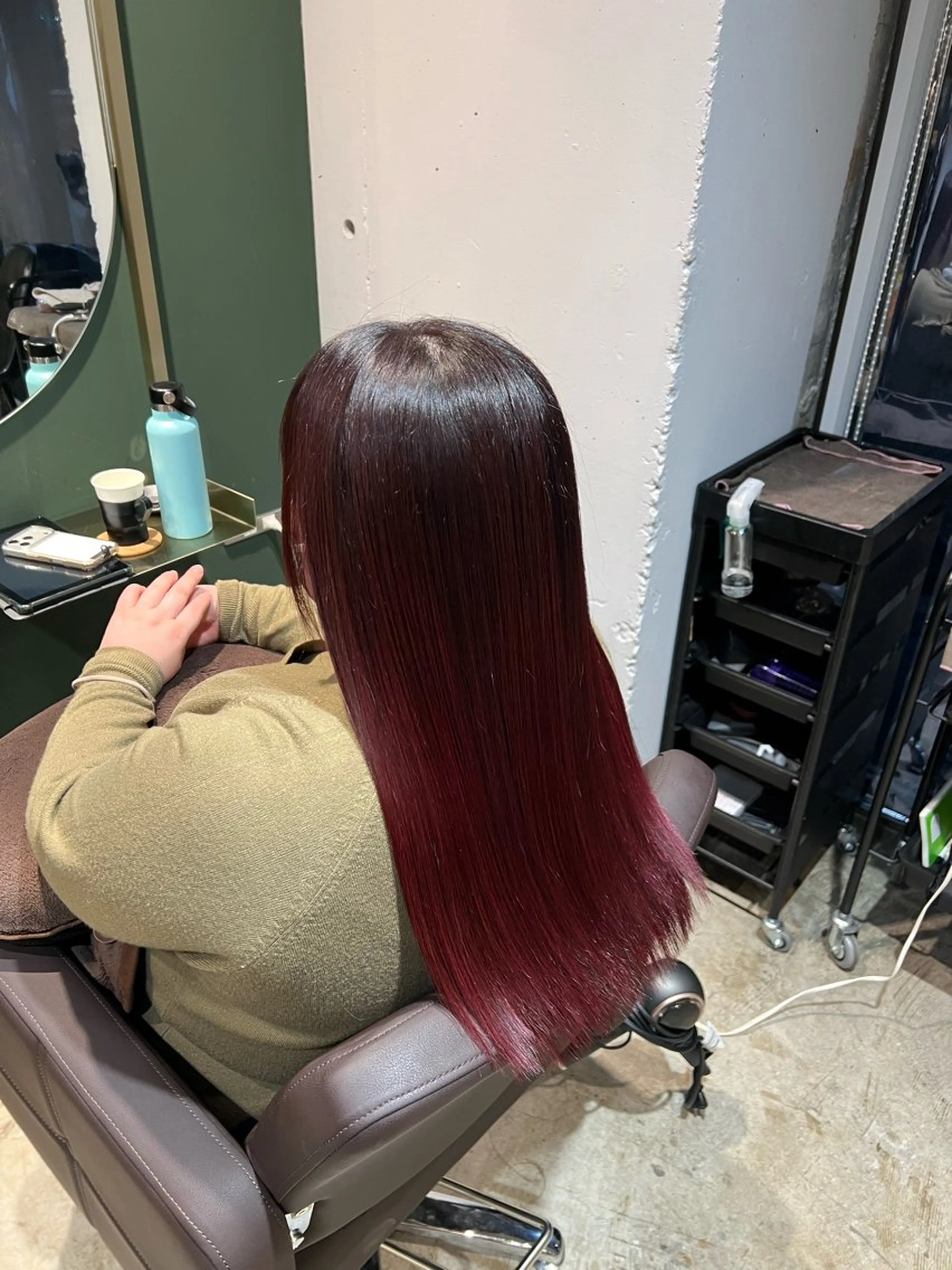 ロング カラー ブリーチ 縮毛矯正 ヘアカラー トリートメント ヘッドスパ カラースペシャリスト しょう🧑🏼‍🎨のヘアスタイル