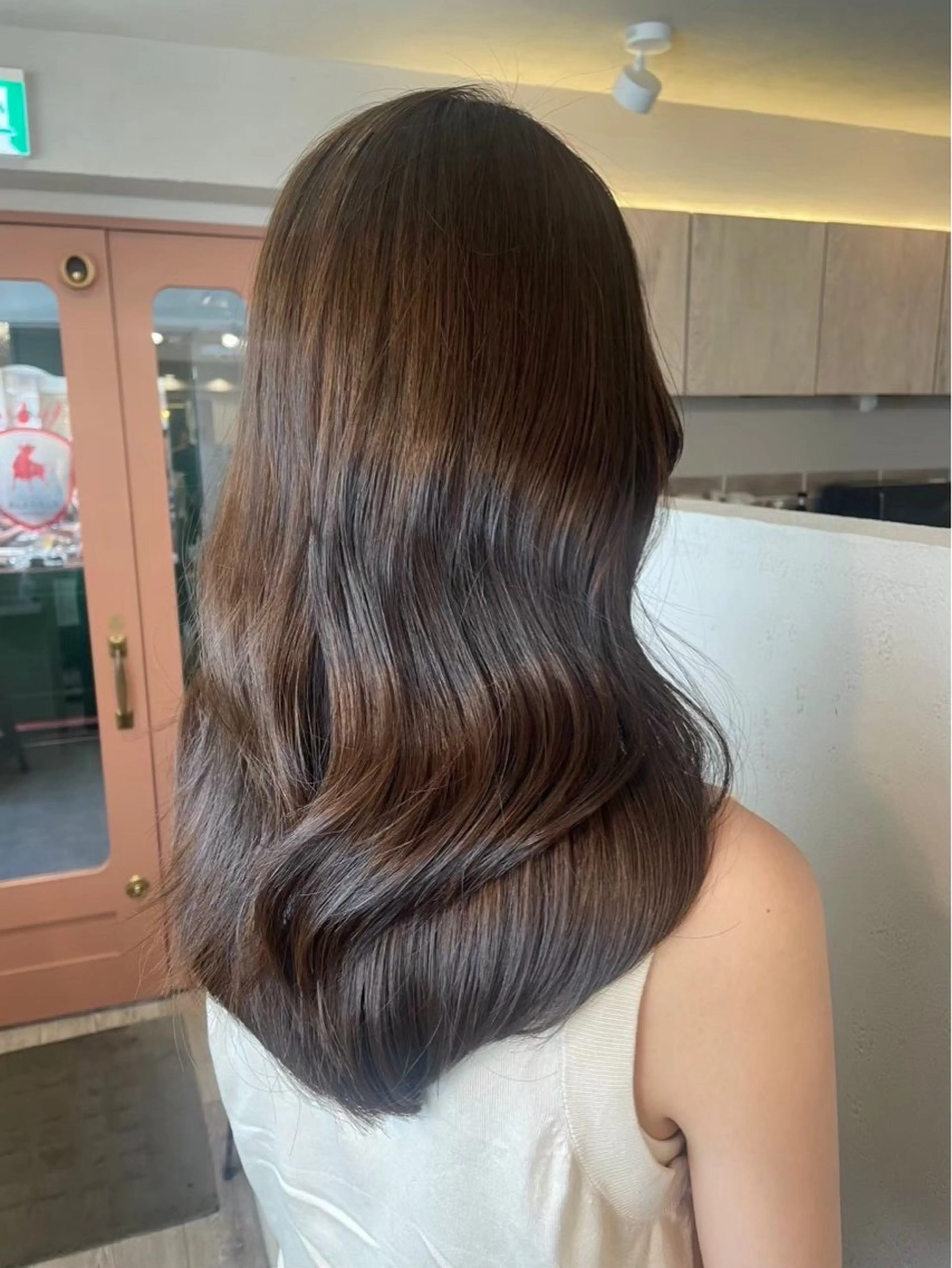 カラー ヘアカラー 宮下 日菜乃のヘアスタイル