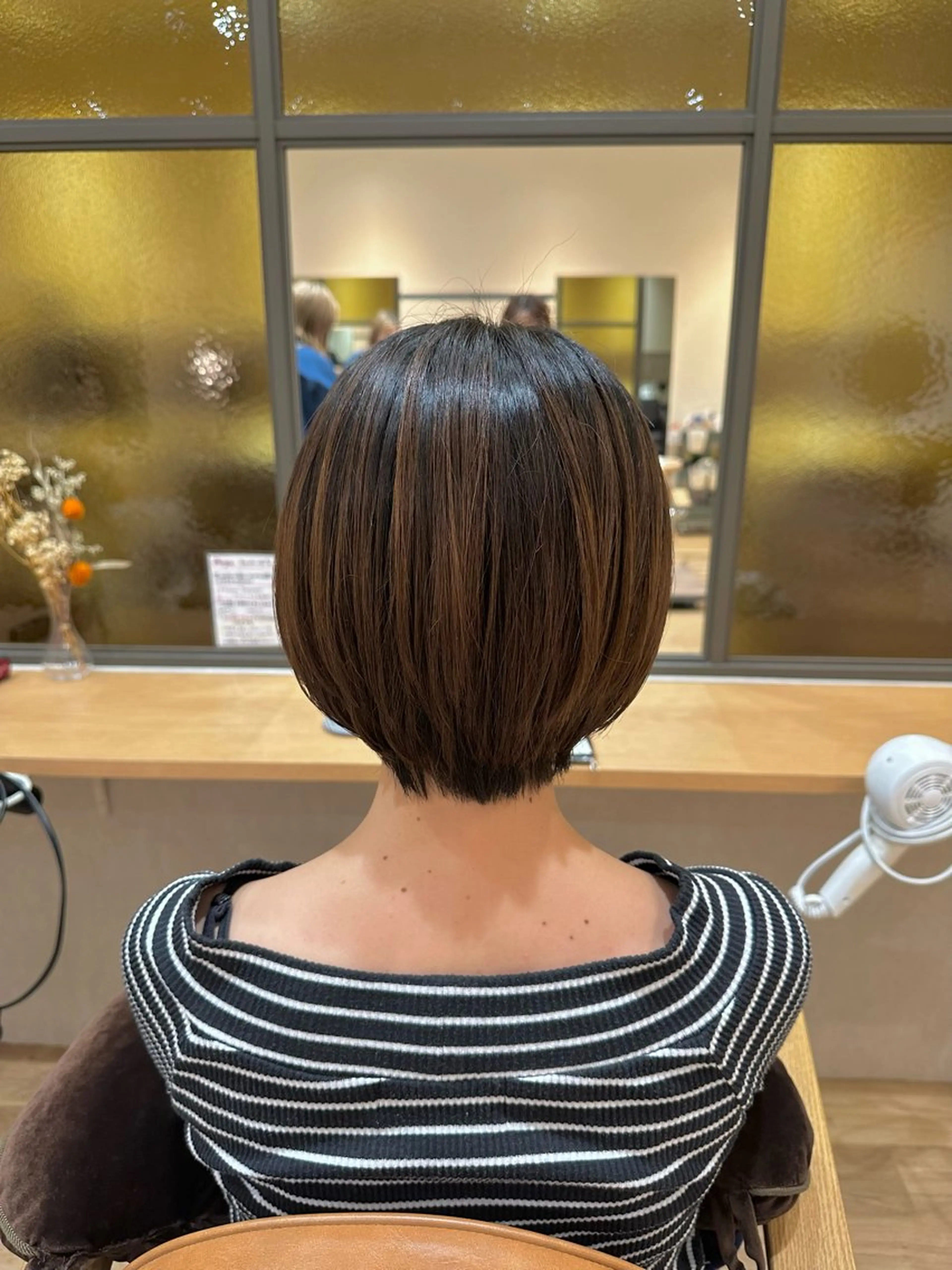 ショート 梅本 夢香のヘアスタイル