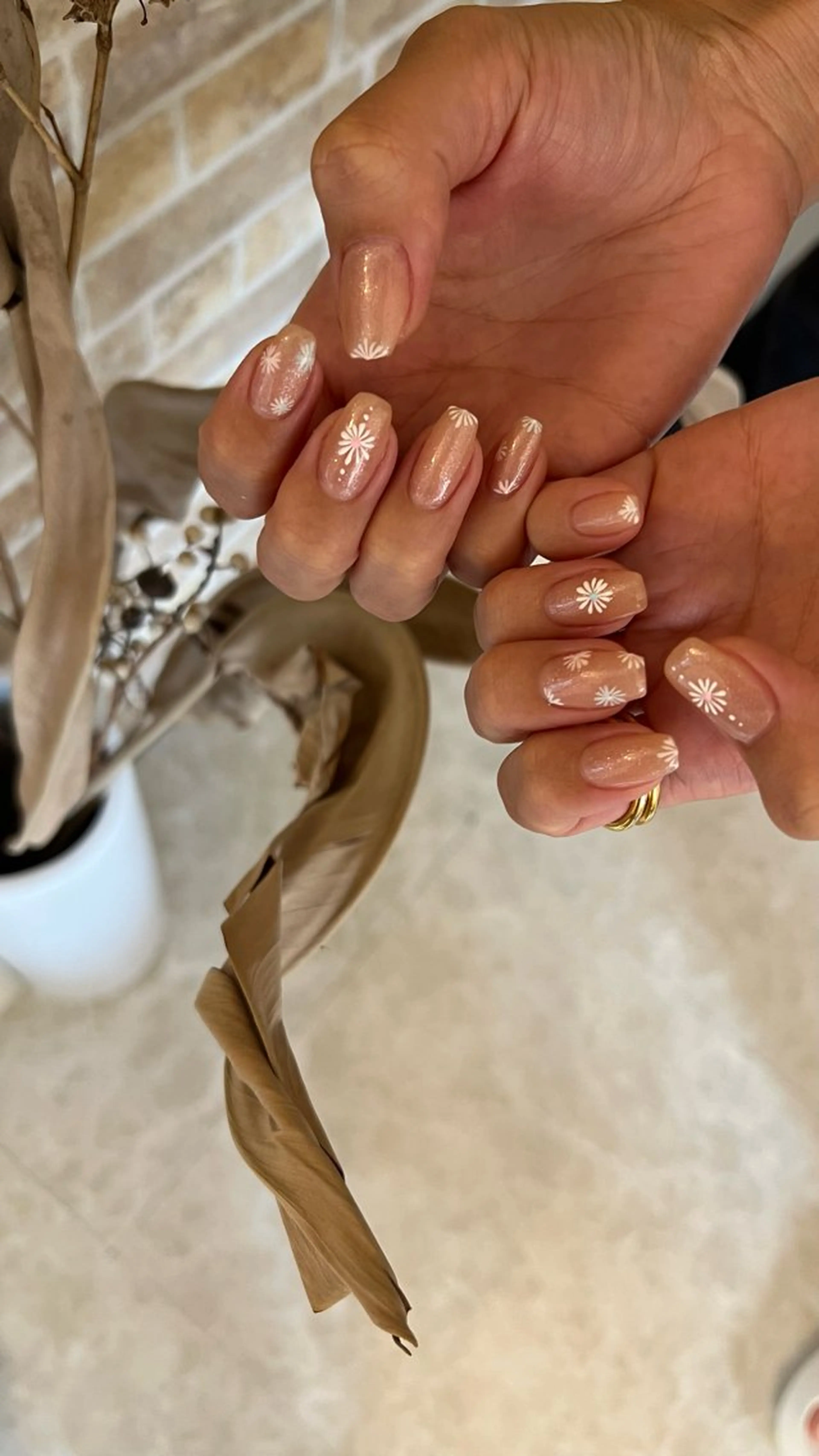 ネイル フラワーネイル ニュアンスネイル sode shioriのネイルデザイン