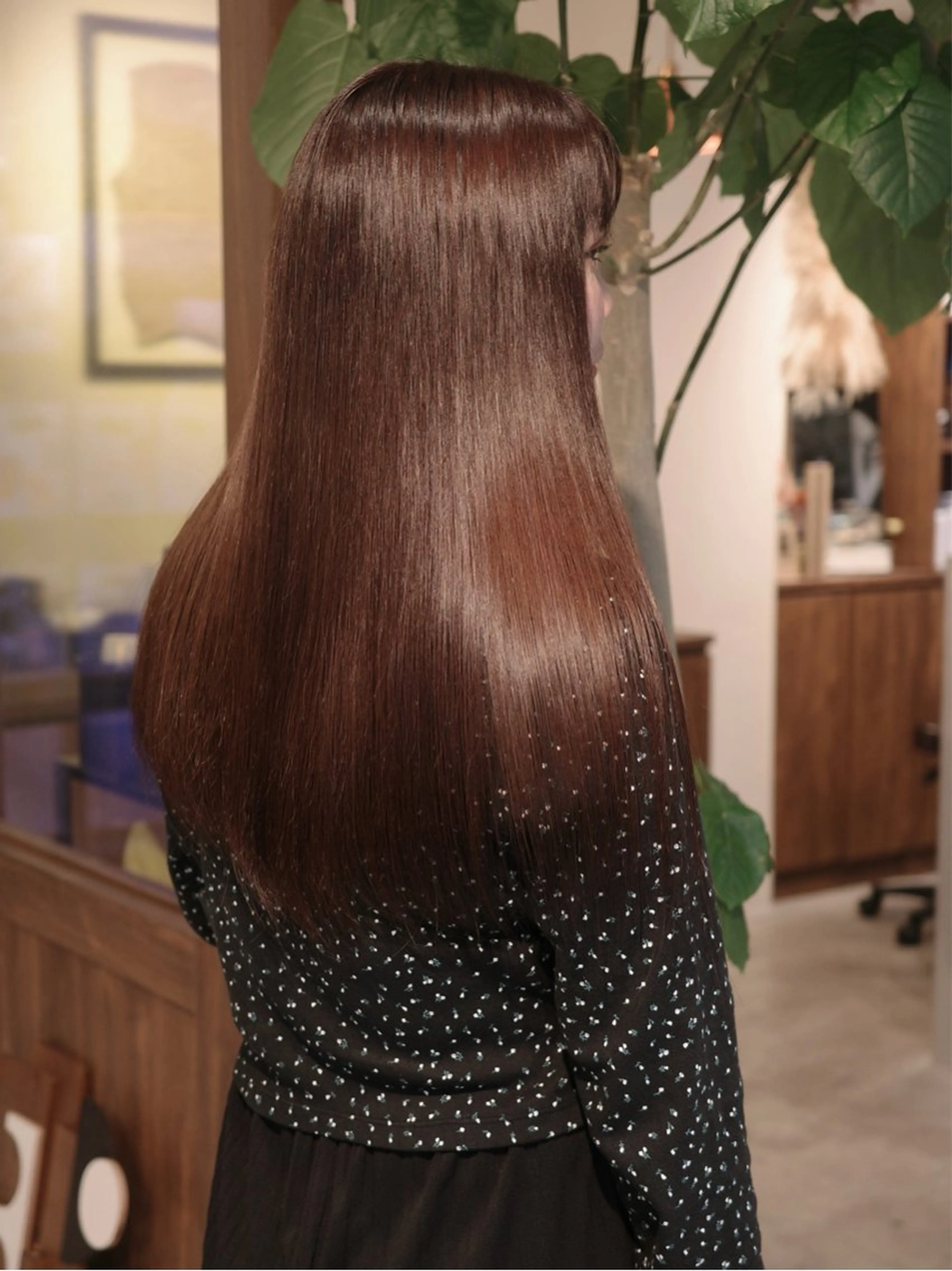 ロング カラー (𝐡)𝐰𝐢𝐦 𝐲𝐮𝐧𝐚のヘアスタイル