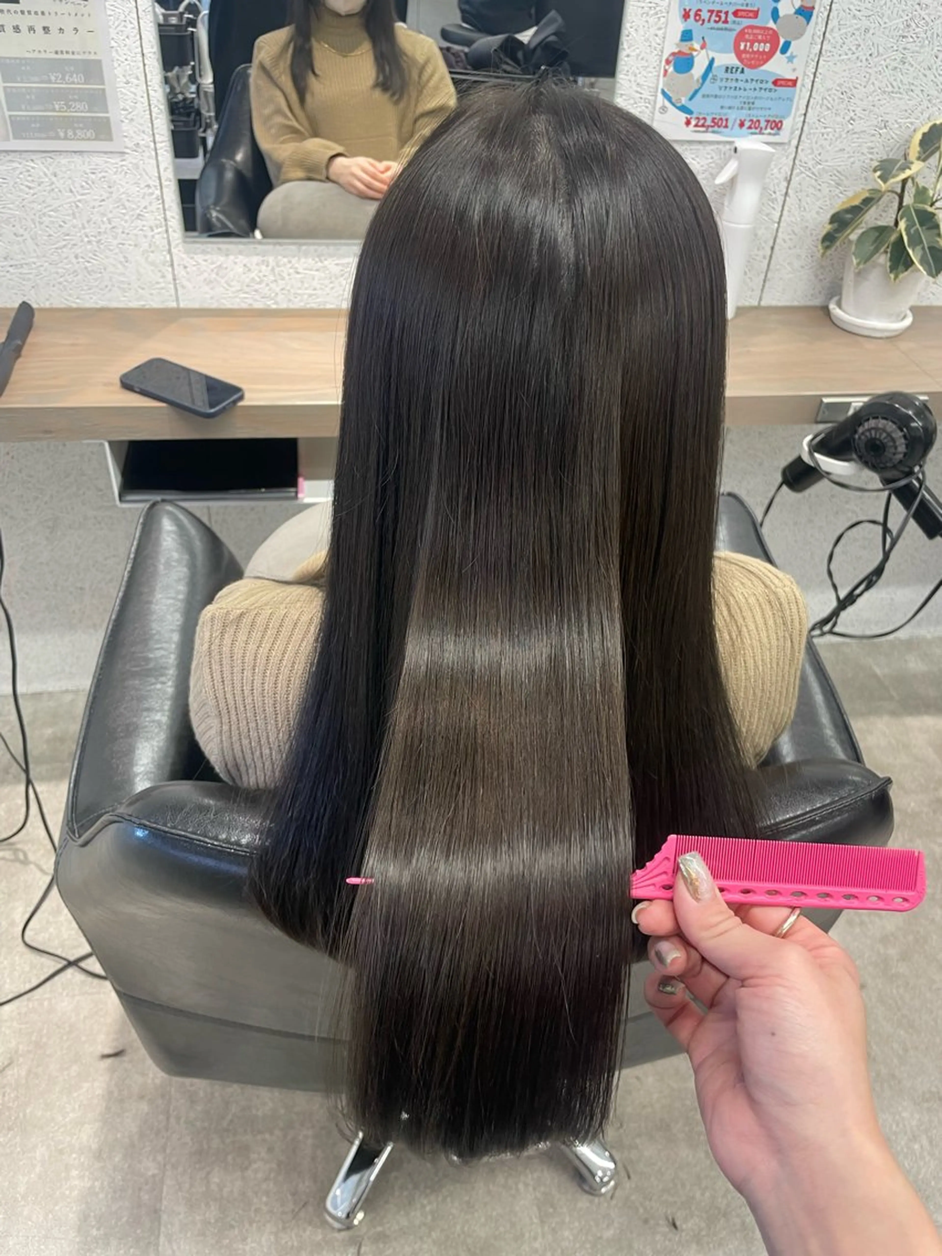 静電気ばいばい👋🏻《髪質改善×カラー》ヒートケアポテンツァ+艶フルカラーの写真