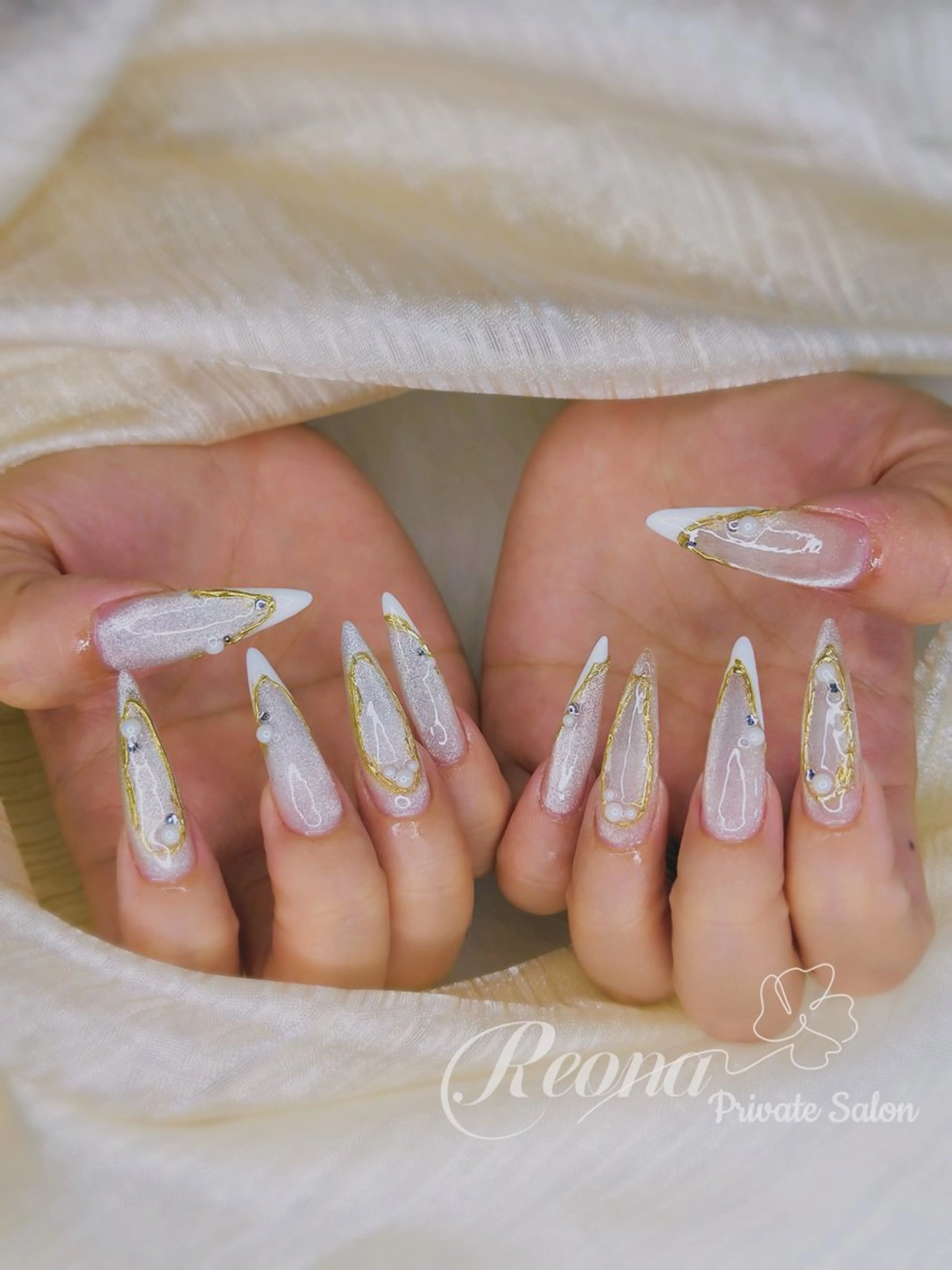 ネイル ジェルネイル ハート マグネットネイル ミラーネイル パラジェル Reona Nailのネイルデザイン