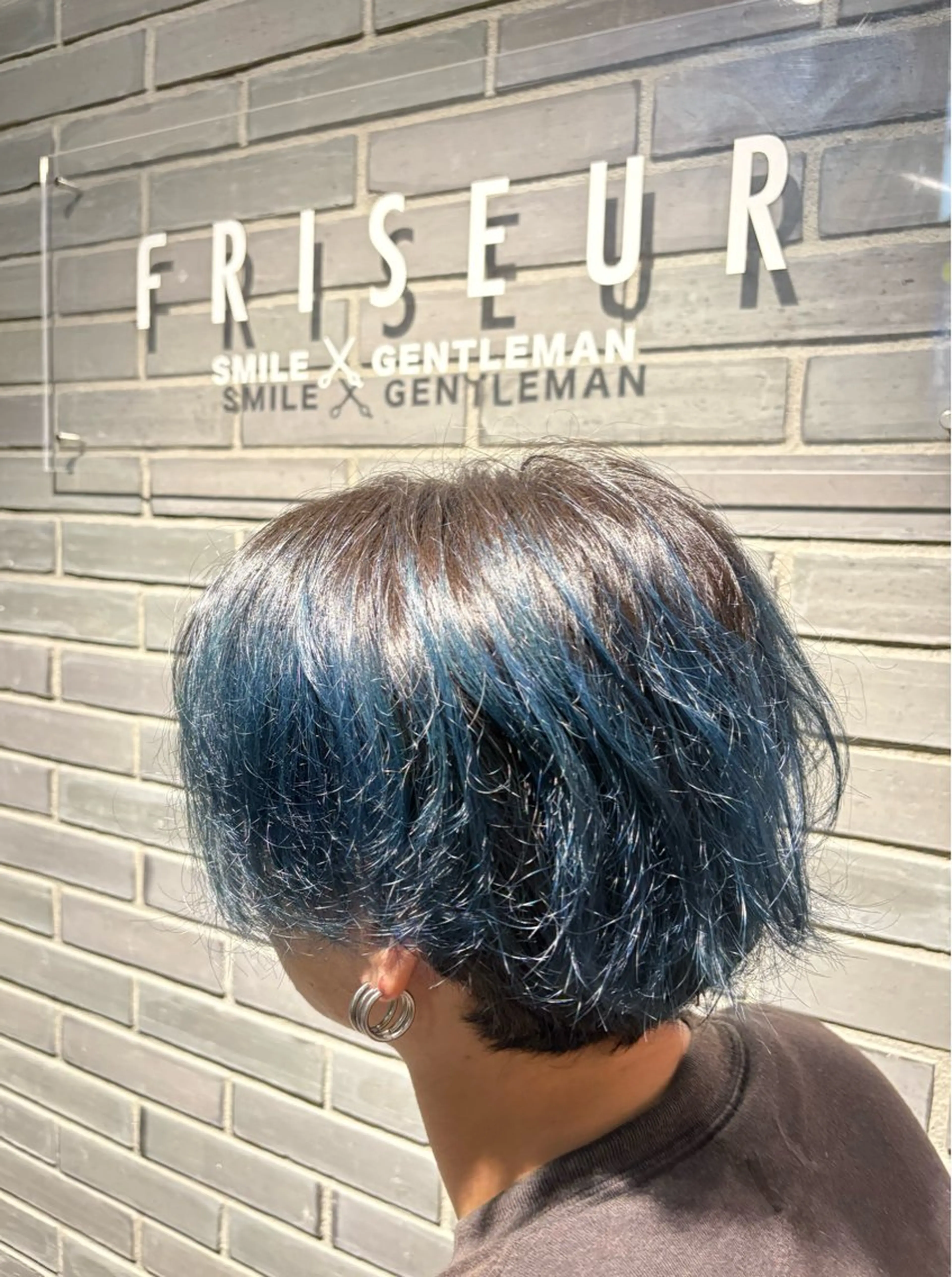 ミディアム カラー ブルーカラー FRISEUR/高瀬 晴乃祐のヘアスタイル