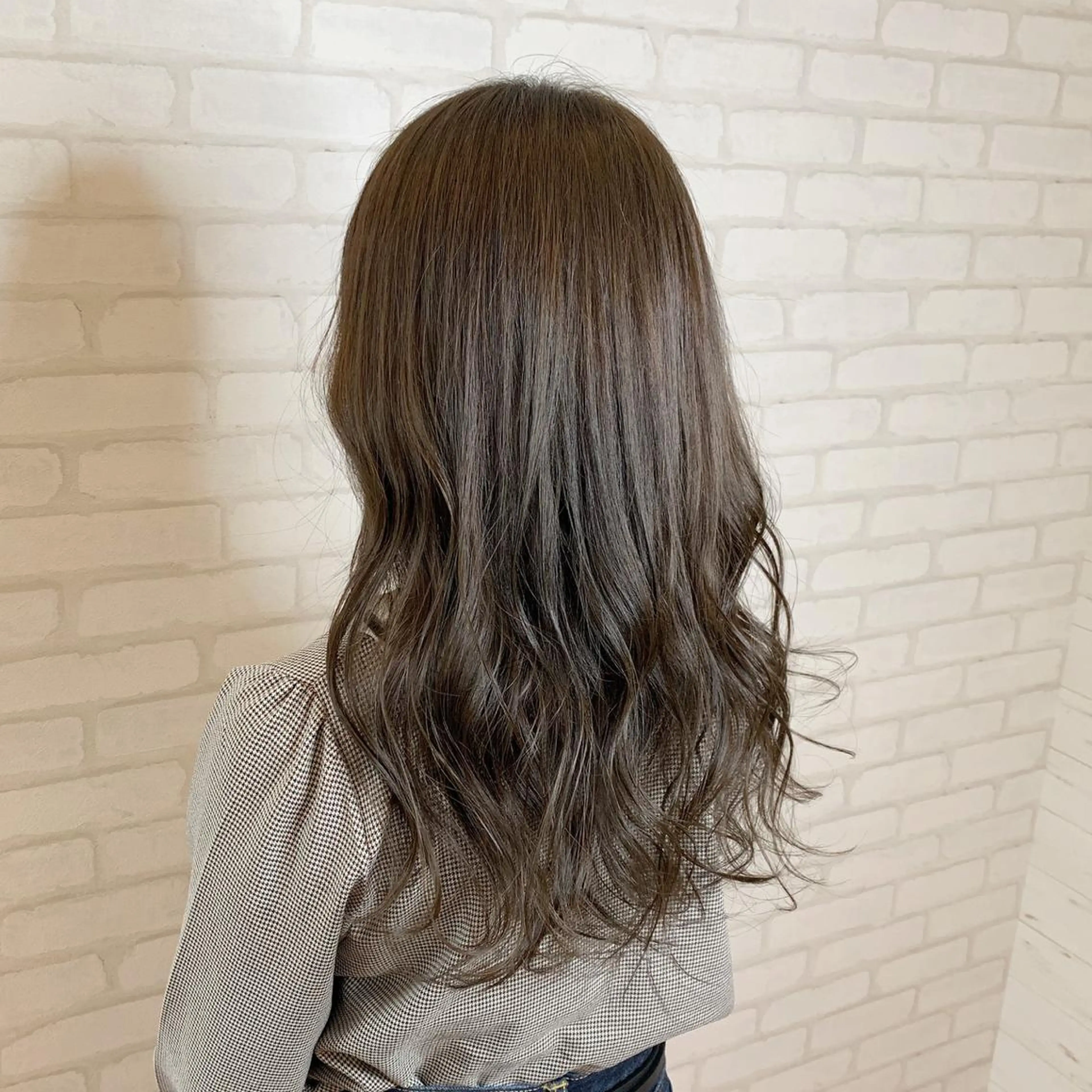 セミロング カラー ヘアアレンジ ブルーカラー ブルージュ 透明感カラー グラデーションカラー グレージュ ✨艶髪✨透明感✨ 山内大樹のヘアスタイル